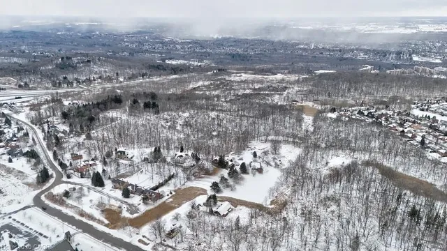 1127 & 1135 Old Mohawk Rd, Ancaster 4
