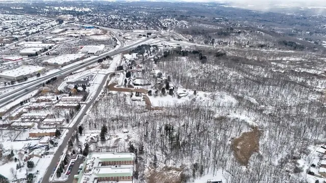 1127 & 1135 Old Mohawk Rd, Ancaster 5