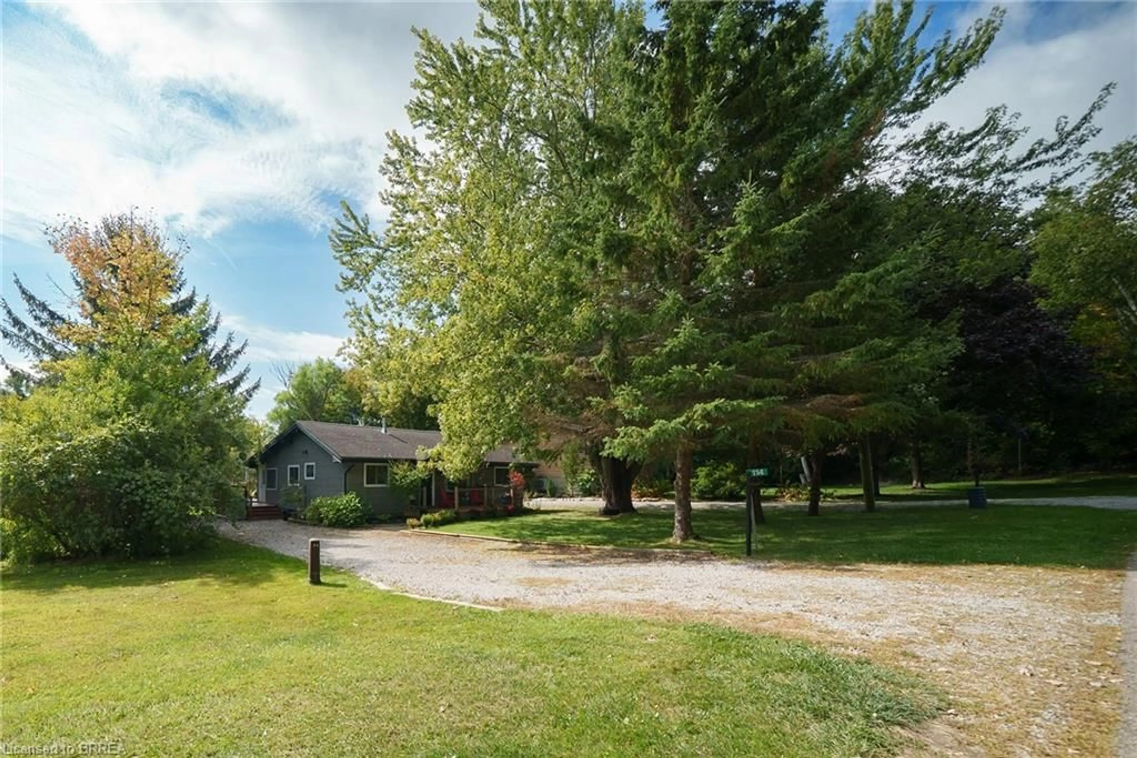 A pic from outside/outdoor area/front of a property/back of a property/a pic from drone, unknown for 114 Hillview Cres, Turkey Point Ontario N0E 1T0