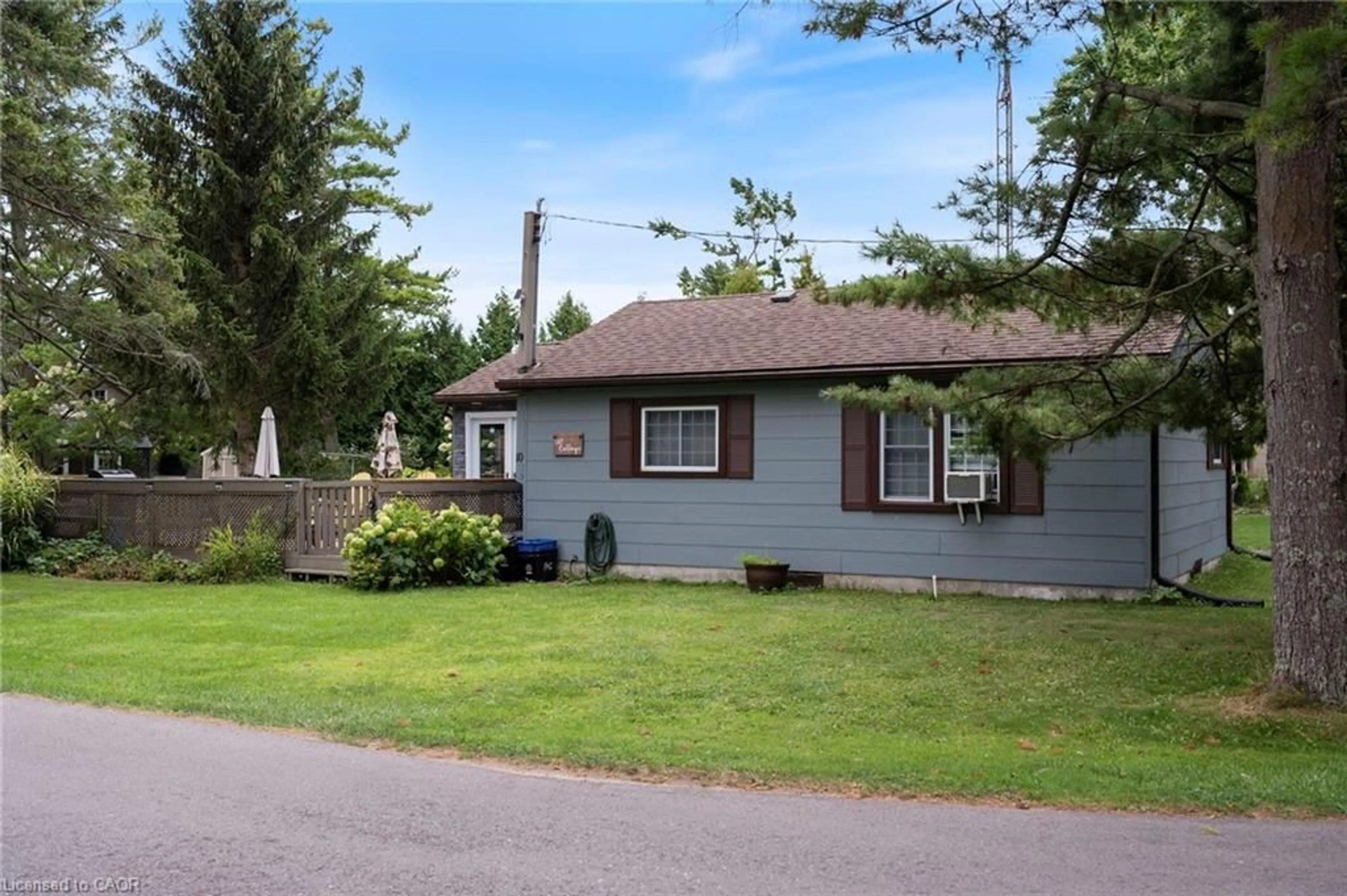 Shed for 10 Ridgewood Drive, Turkey Point Ontario N0E 1W0