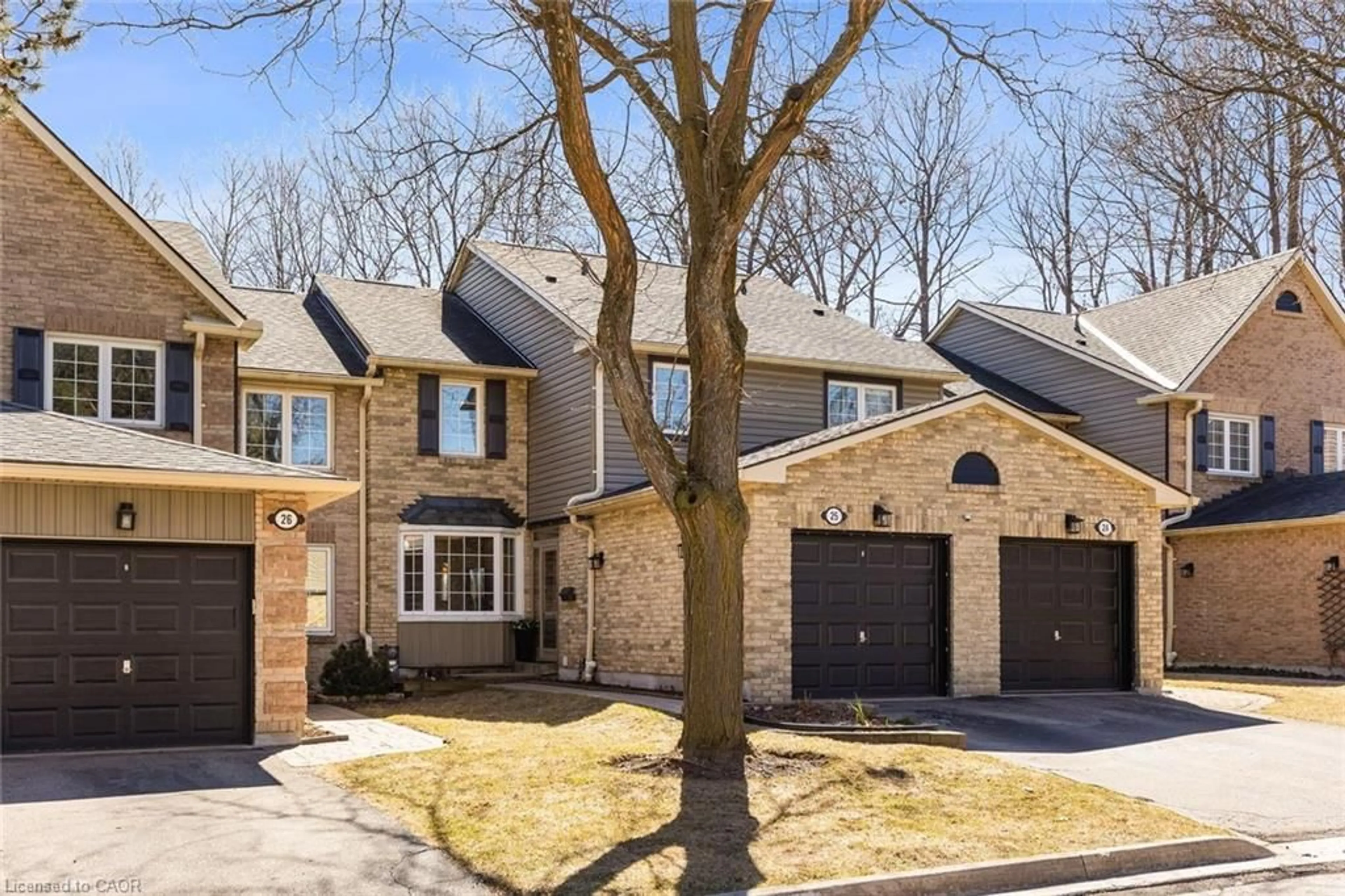 Home with brick exterior material, street for 2766 Folkway Dr #25, Mississauga Ontario L5L 3M3