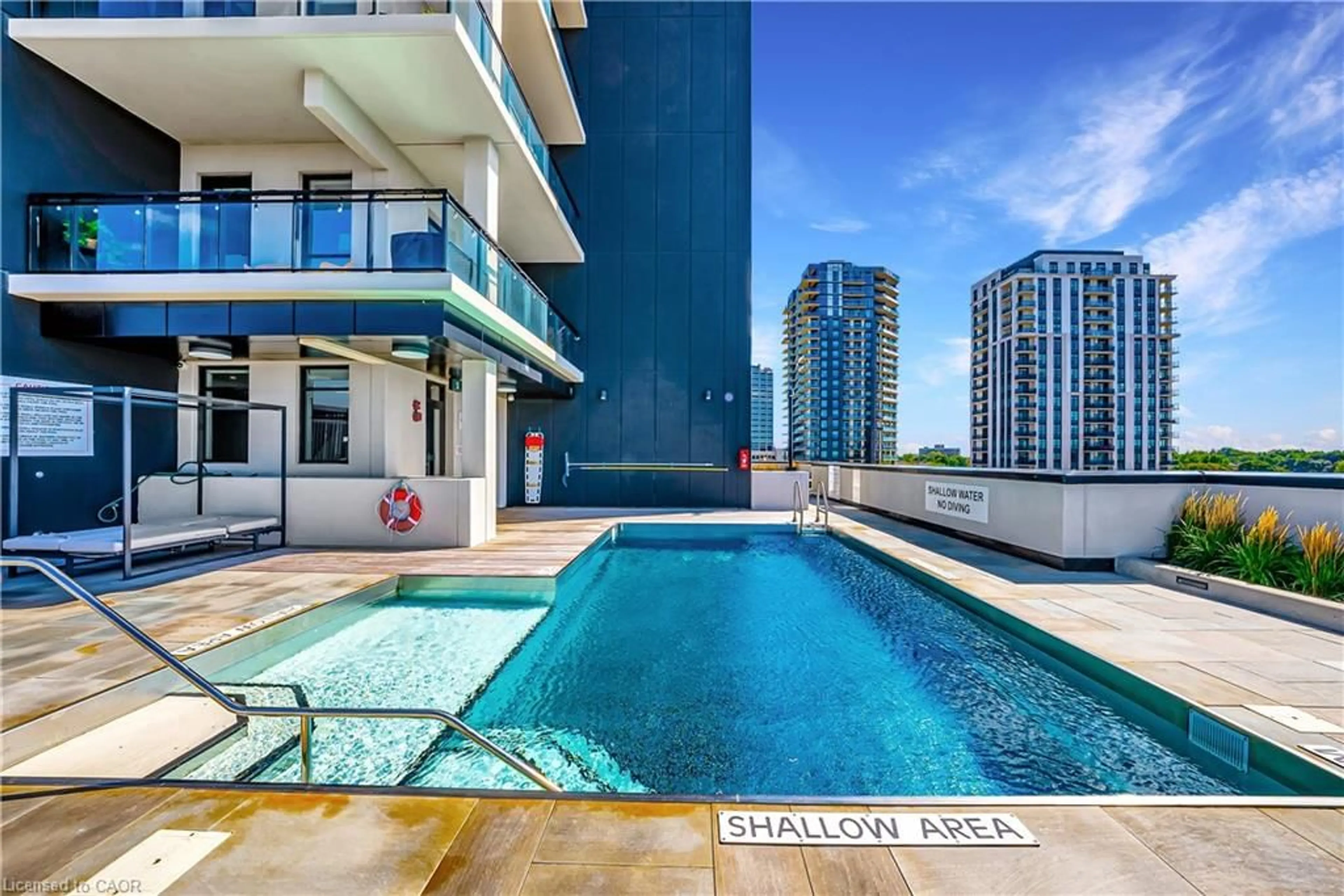 Pool for 181 King St #1513, Waterloo Ontario N2J 0E7