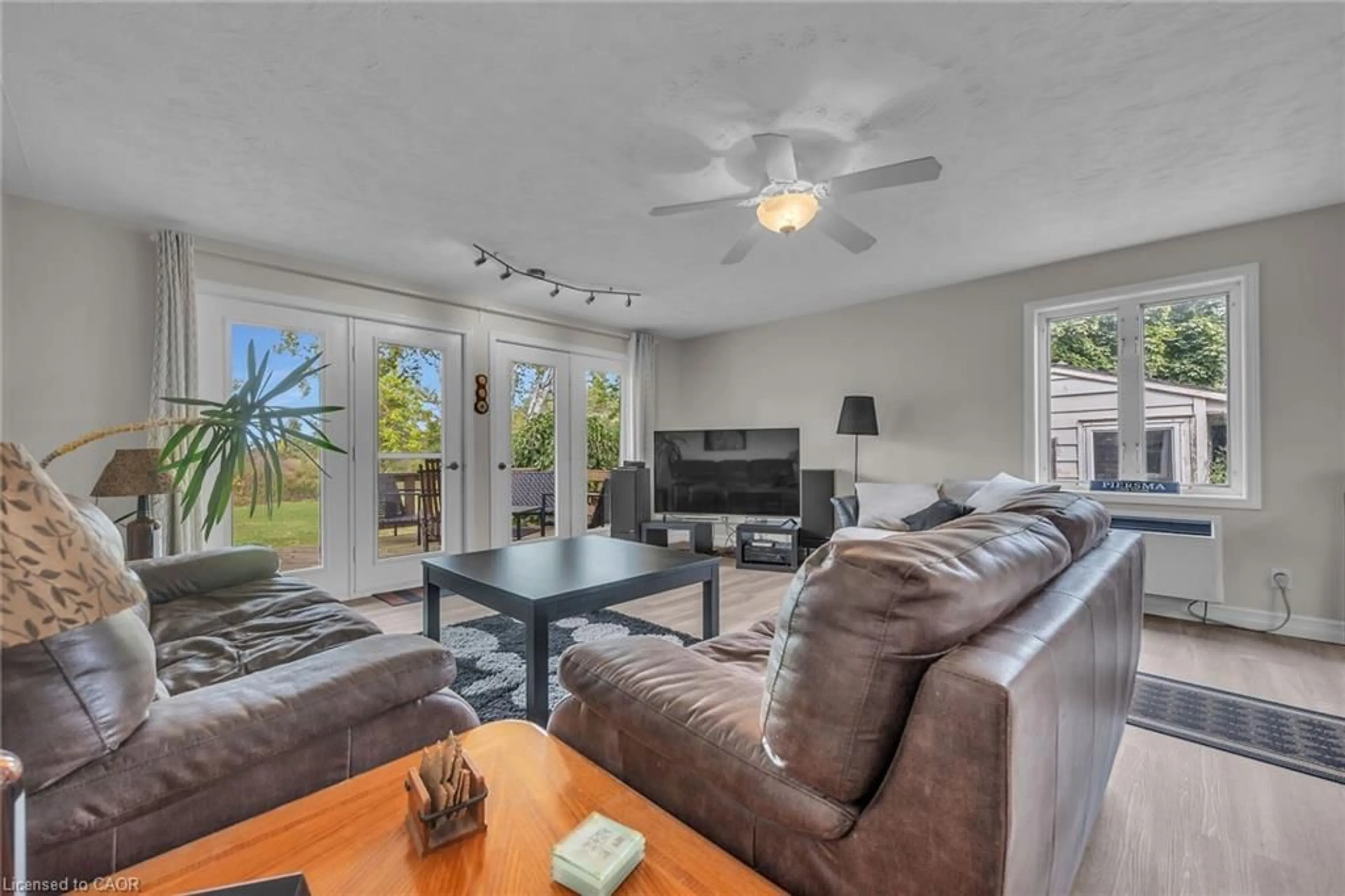 Living room with furniture, unknown for 270 Erie Blvd, Long Point Ontario N0E 1M0