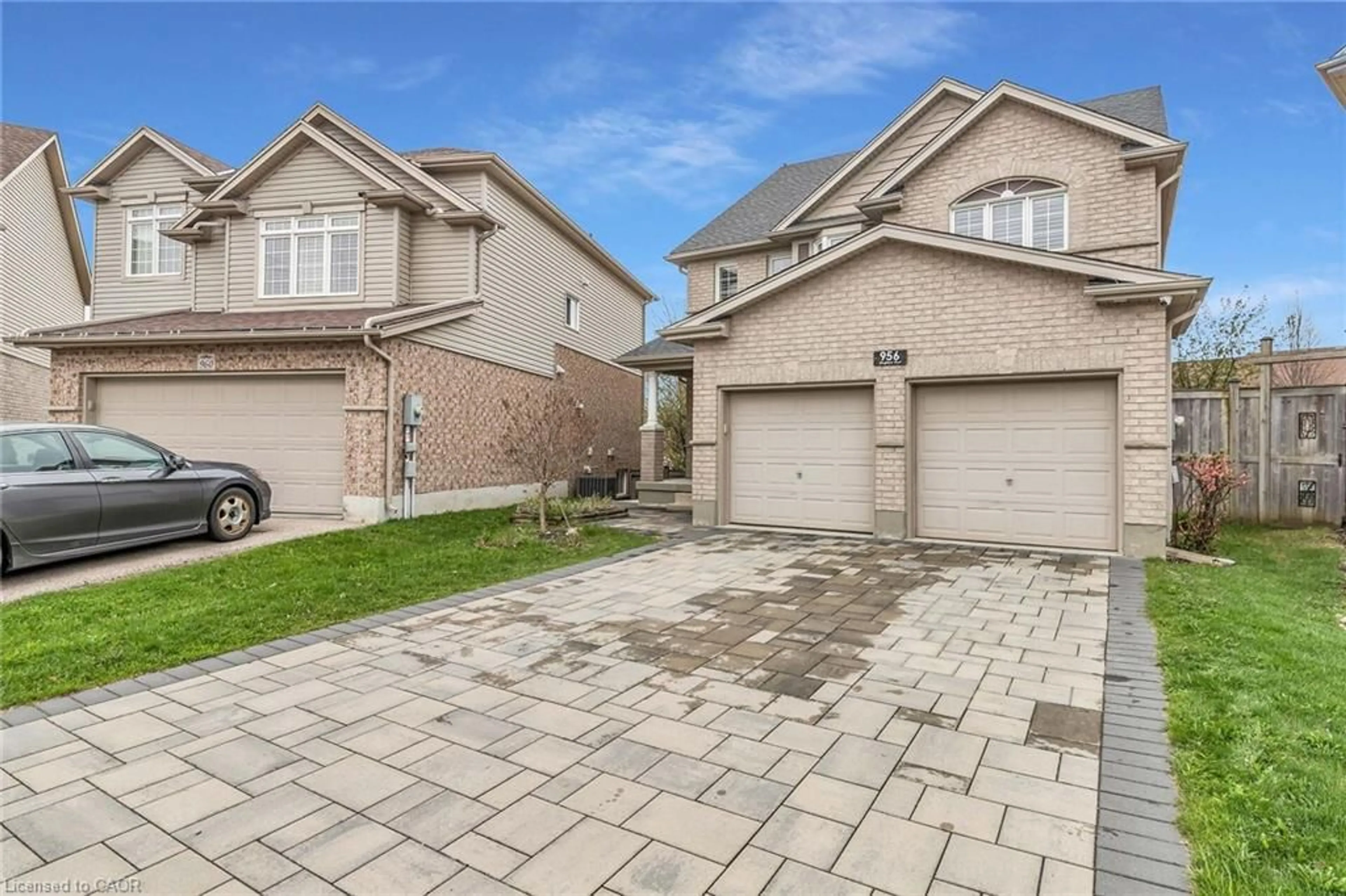 Unknown for 956 Banffshire Crt, Kitchener Ontario N2R 1W8