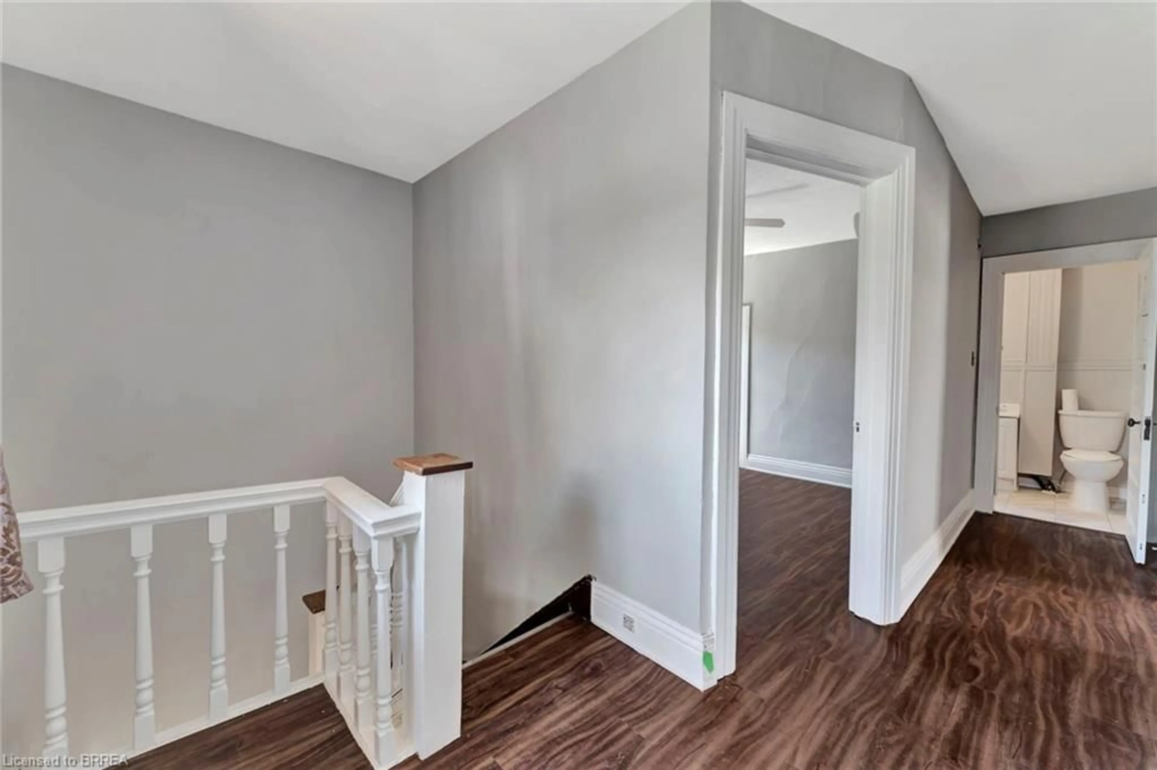 Unknown for 170 Murray St, Brantford Ontario N3S 5R2