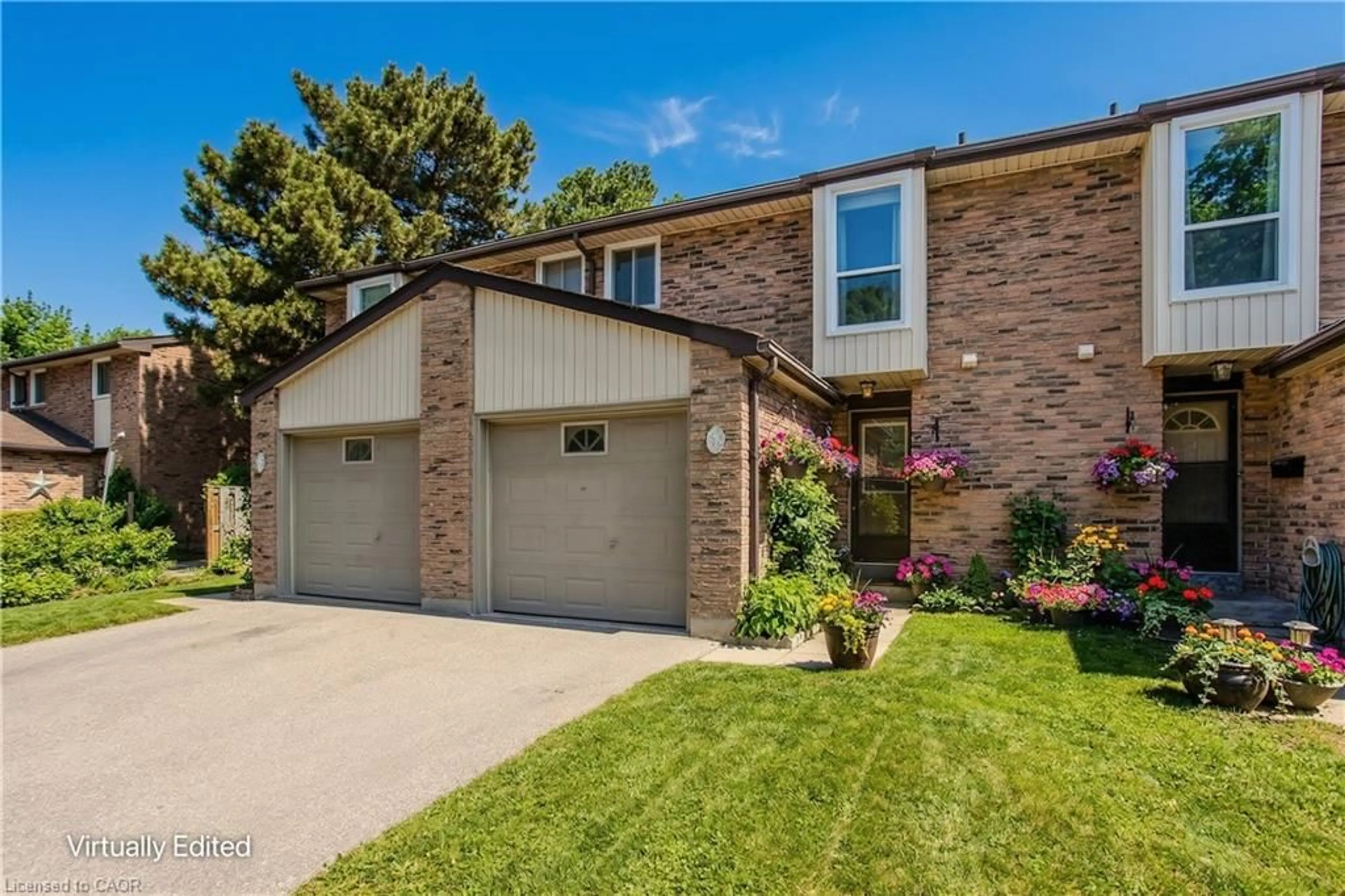 Home with brick exterior material, street for 660 Oxford Rd #53, Burlington Ontario L7N 3M1