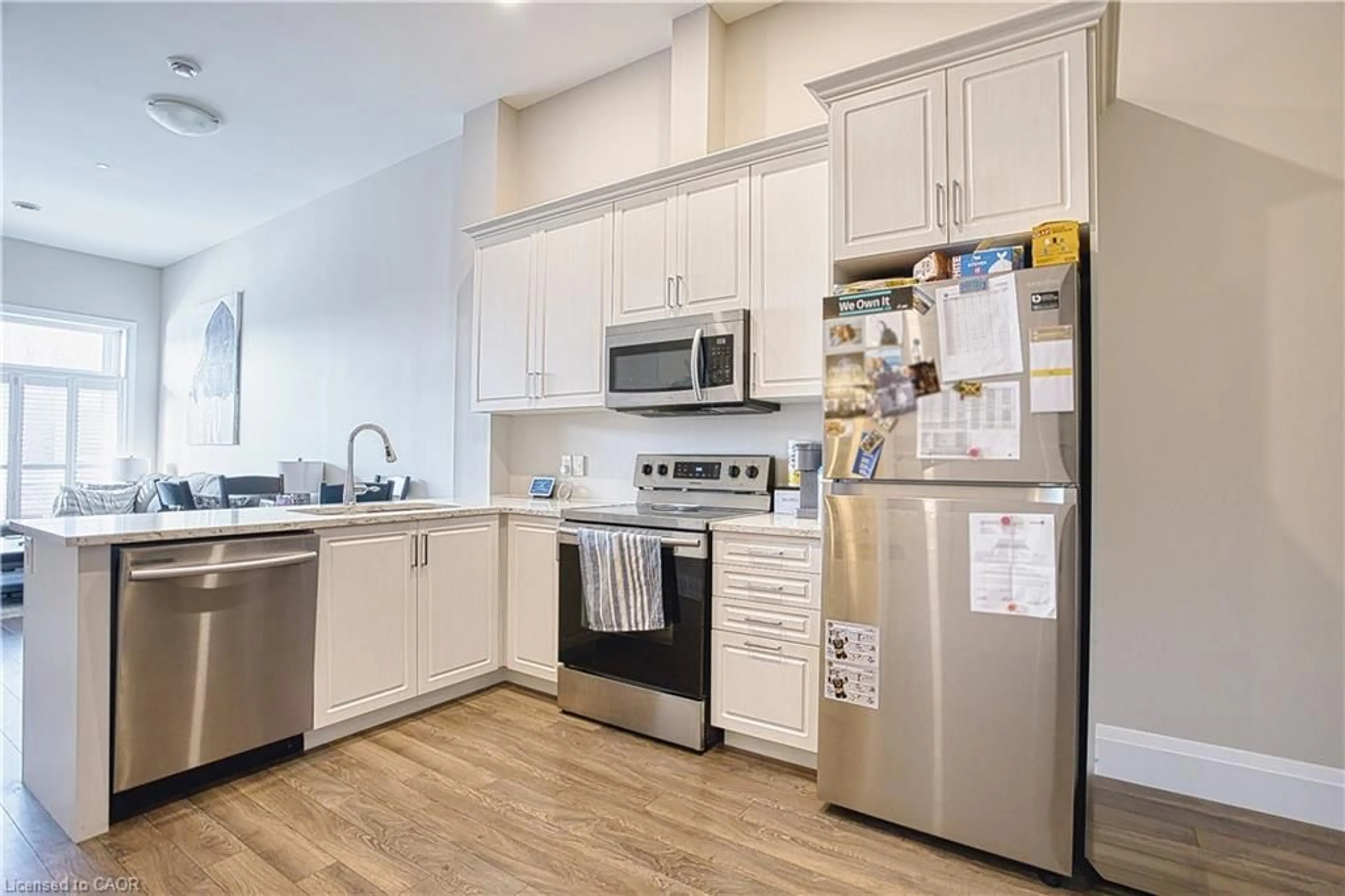 Standard kitchen, unknown for 85 Morrell St #215A, Brantford Ontario N3T 4J6