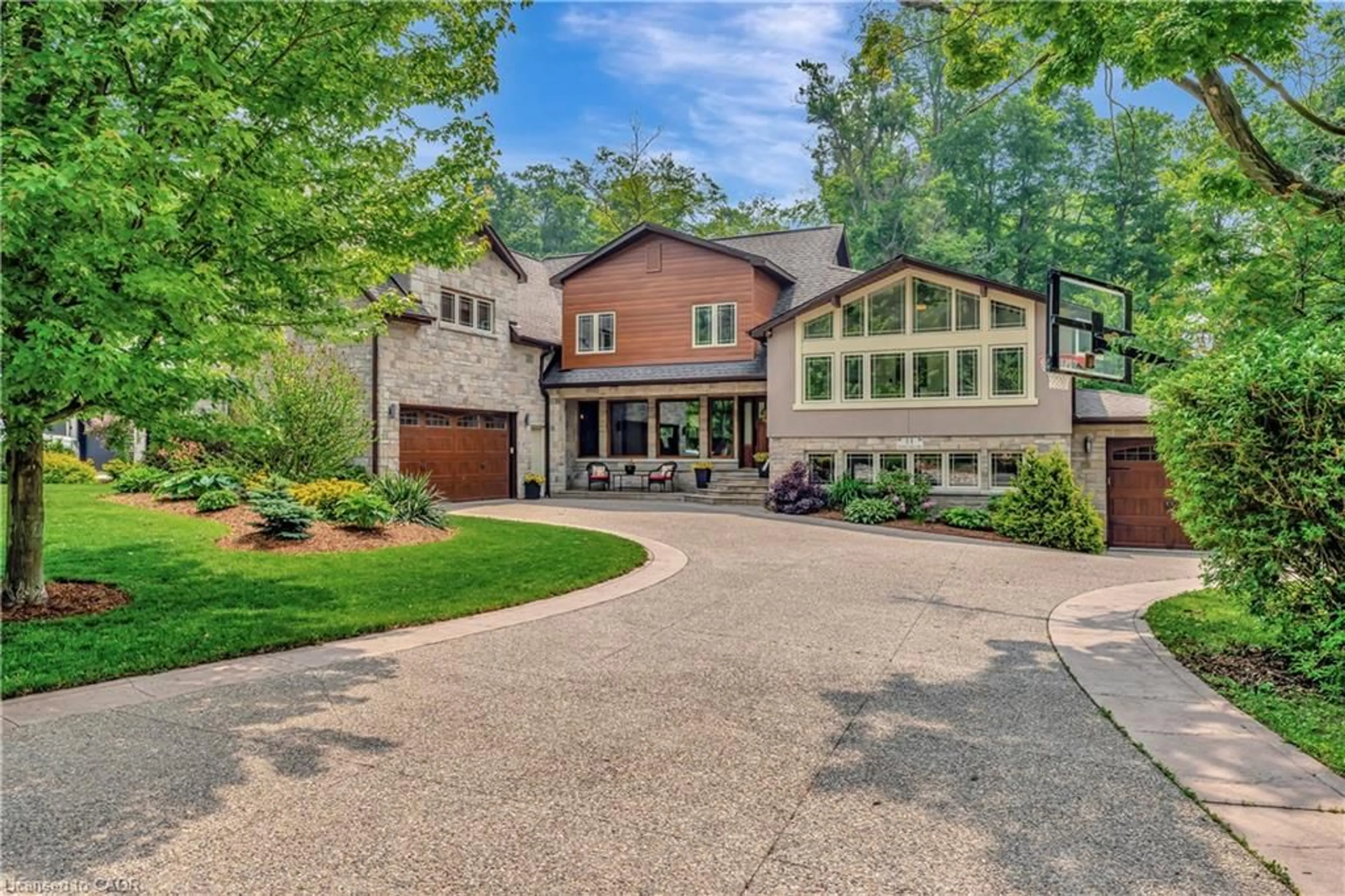 Home with brick exterior material, street for 11 Maple Hill Dr, Kitchener Ontario N2M 2R7