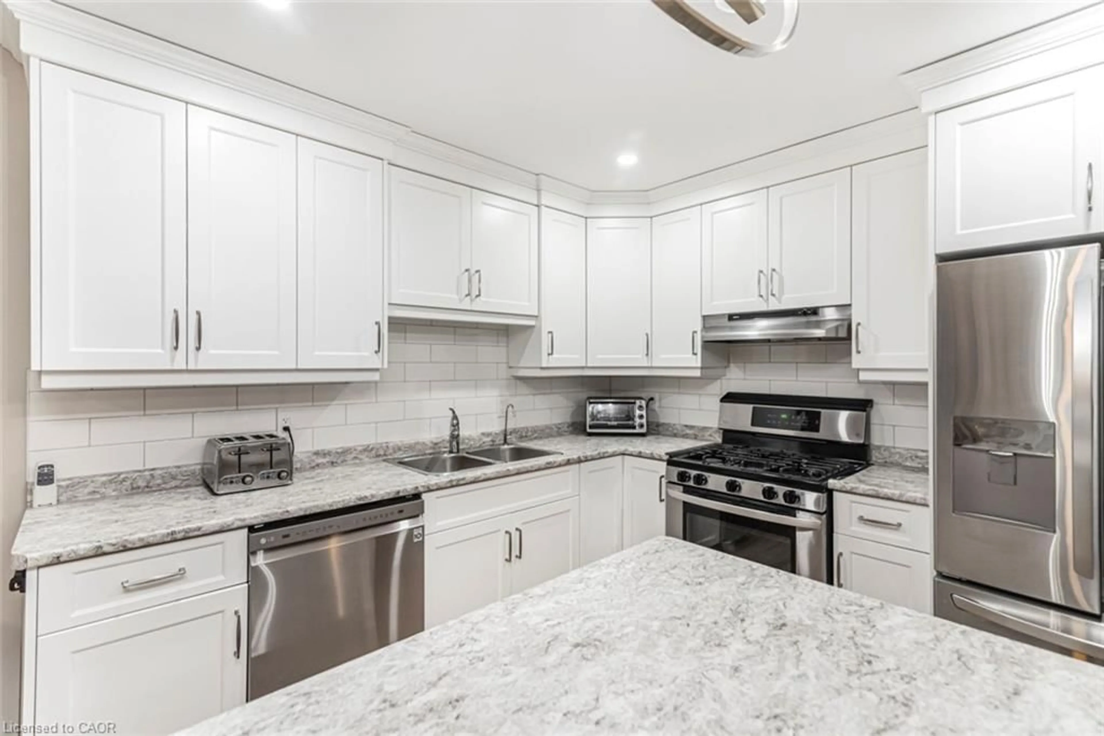 Unknown for 152 Cross St #6, Dunnville Ontario N1A 1B8