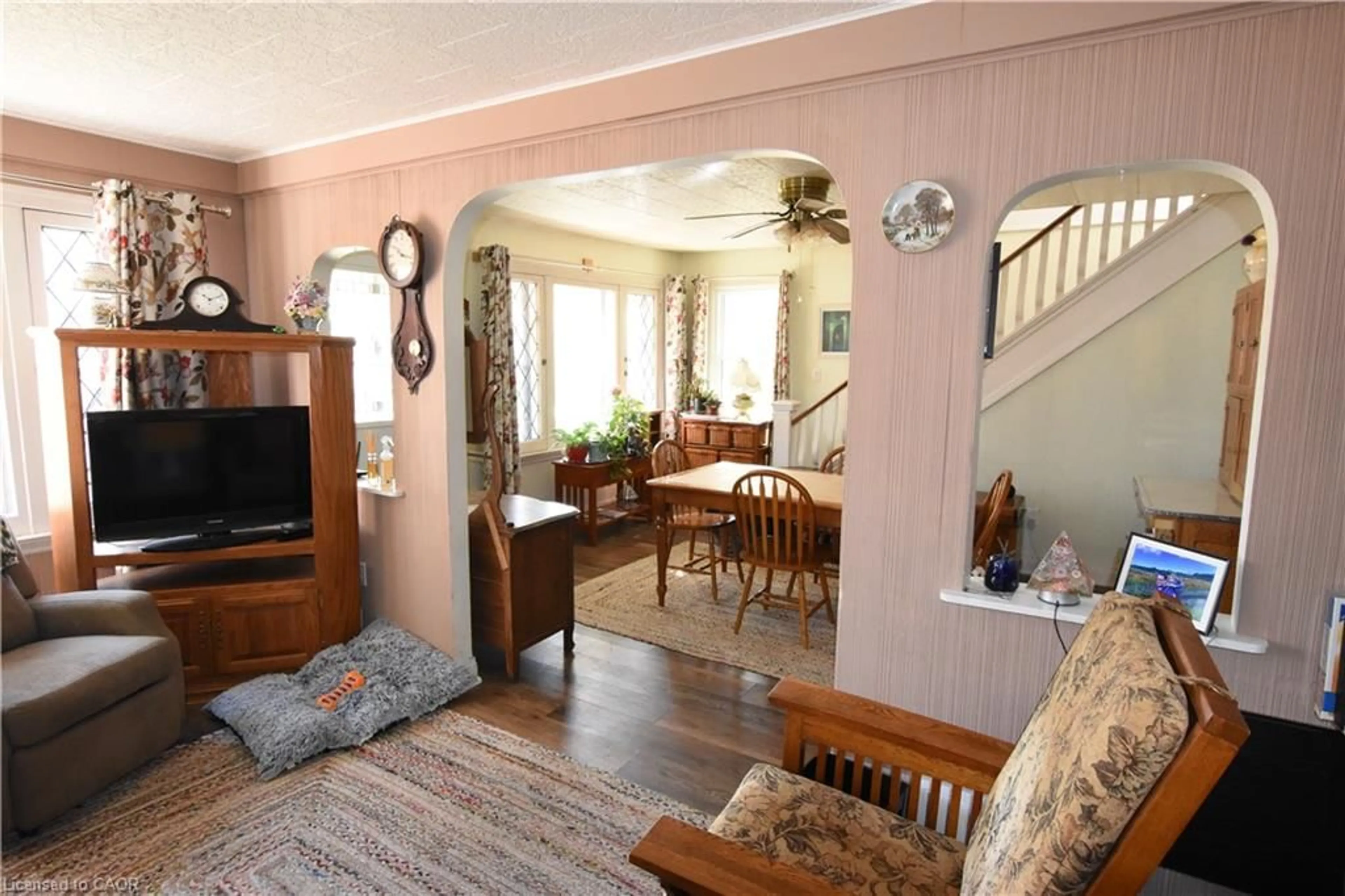 Unknown for 122 Bruce St, Waterford Ontario N0E 1Y0