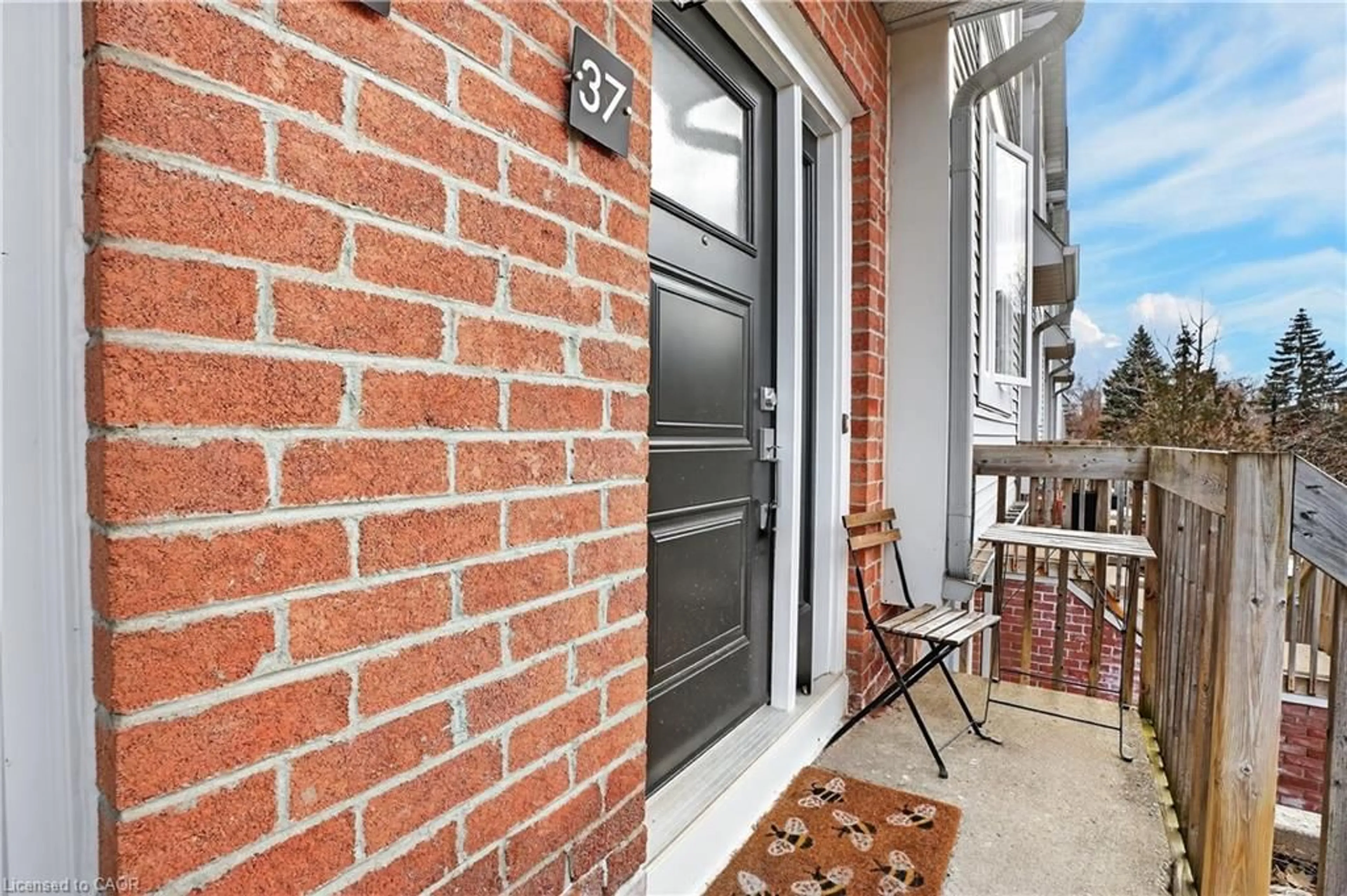 Unknown for 132 Brighton St #37, Waterloo Ontario N2J 4S6