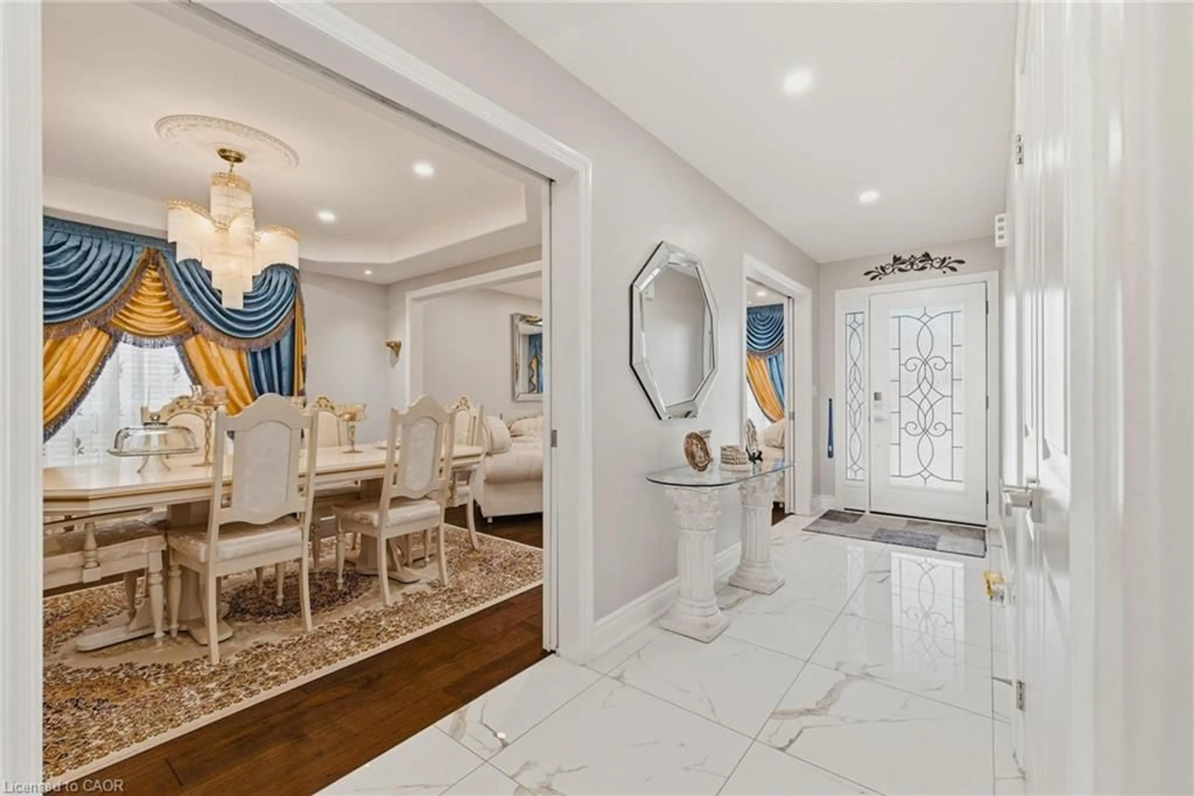 Dining room, ceramic/tile floor for 59 Mcnichol Dr, Cambridge Ontario N1P 1C9