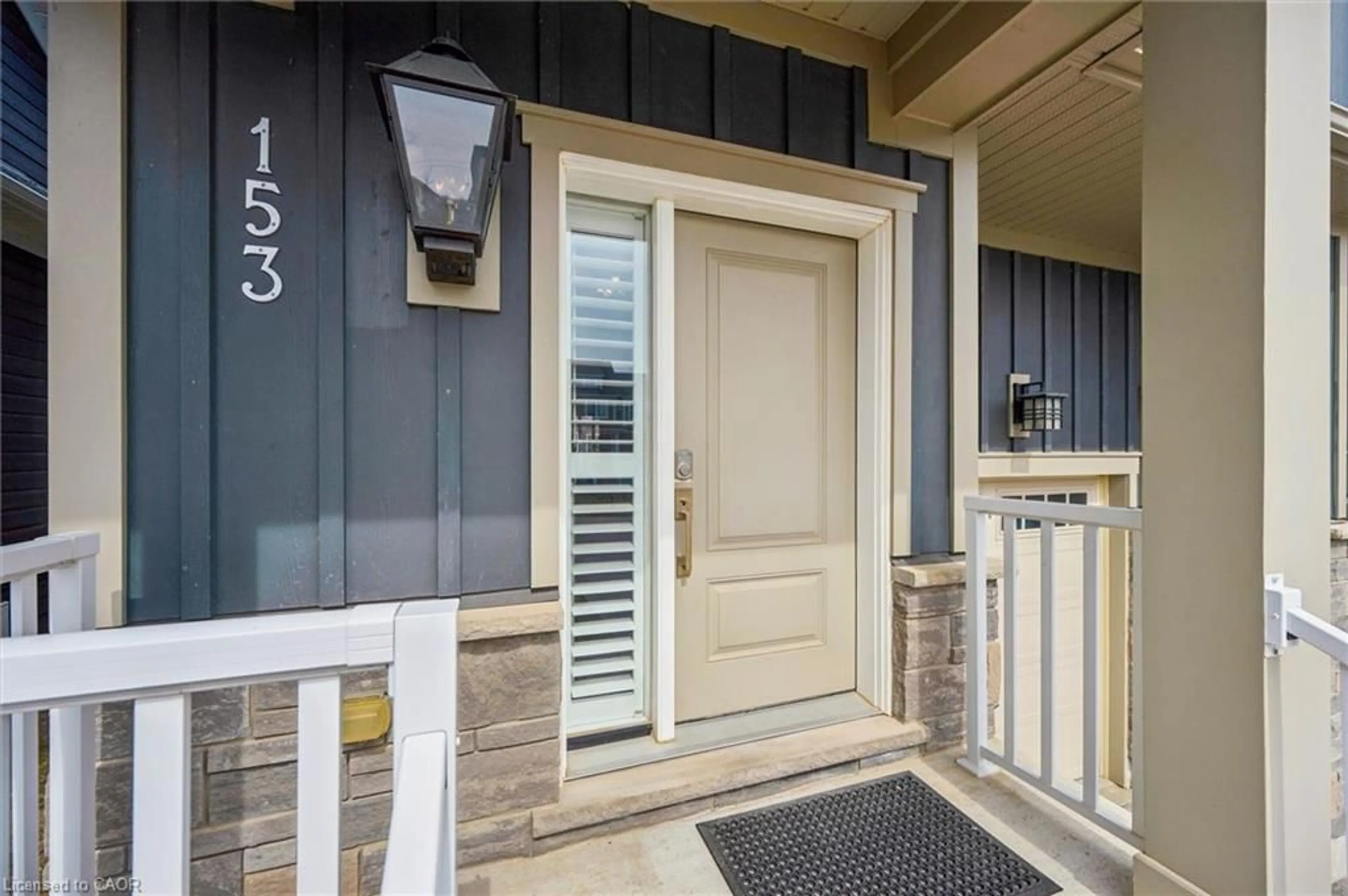 Indoor entryway for 153 Yellow Birch Cres, The Blue Mountains Ontario L9Y 0Y5