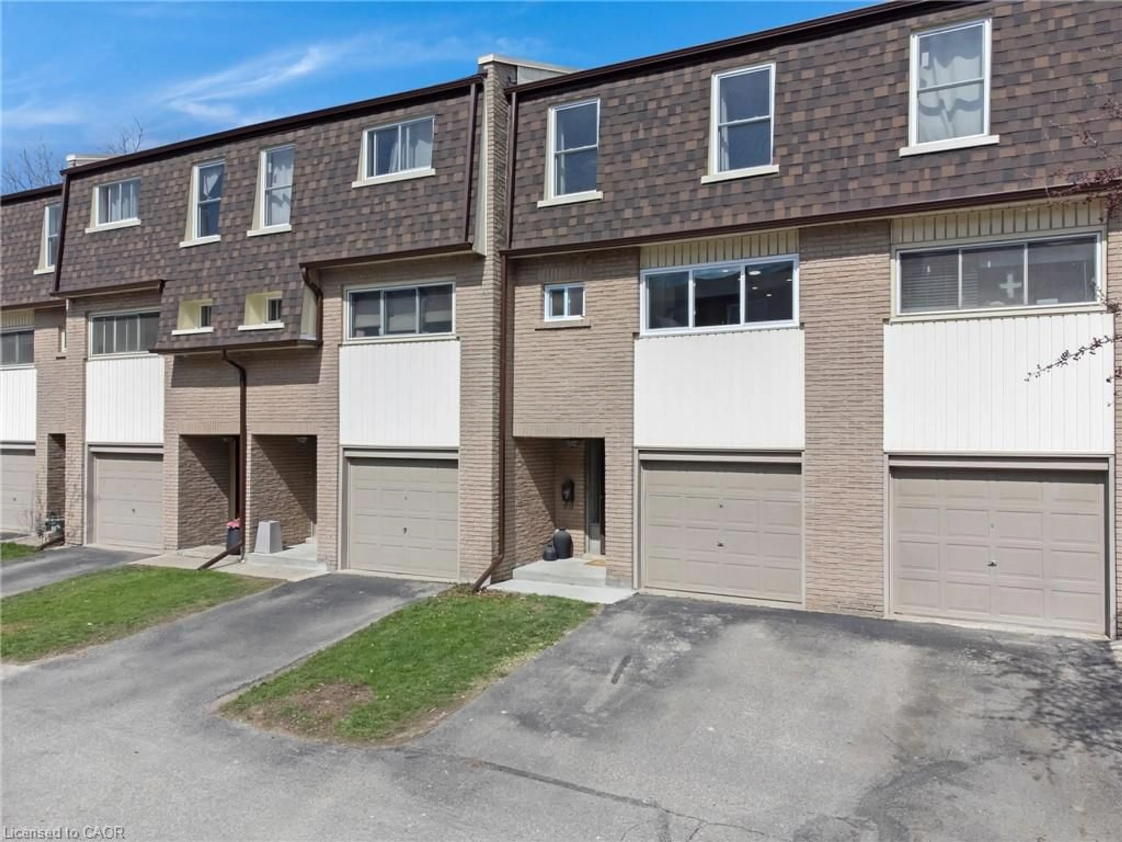 Unknown for 230 Blair Rd #16, Cambridge Ontario N1S 2J8