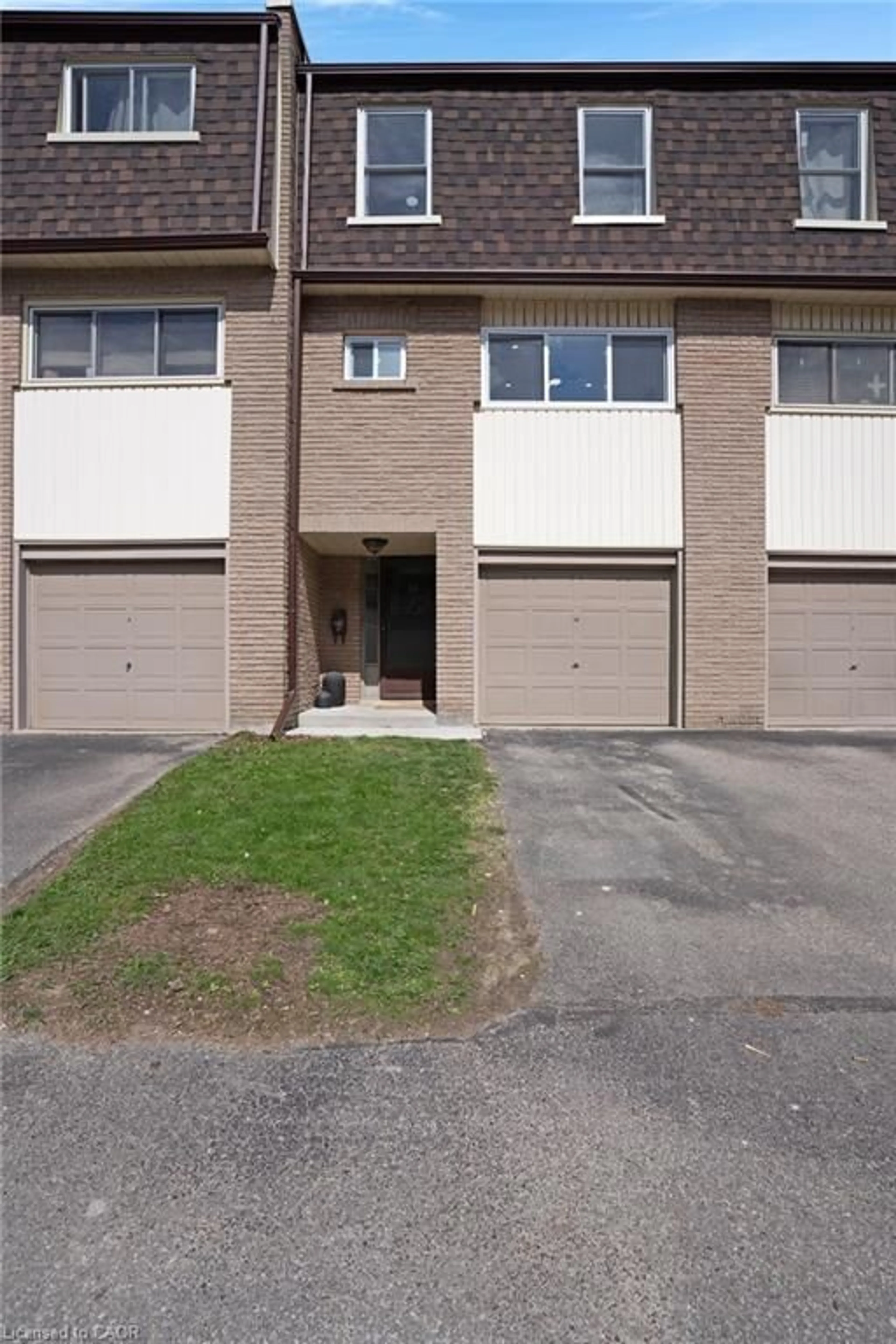 Unknown for 230 Blair Rd #16, Cambridge Ontario N1S 2J8