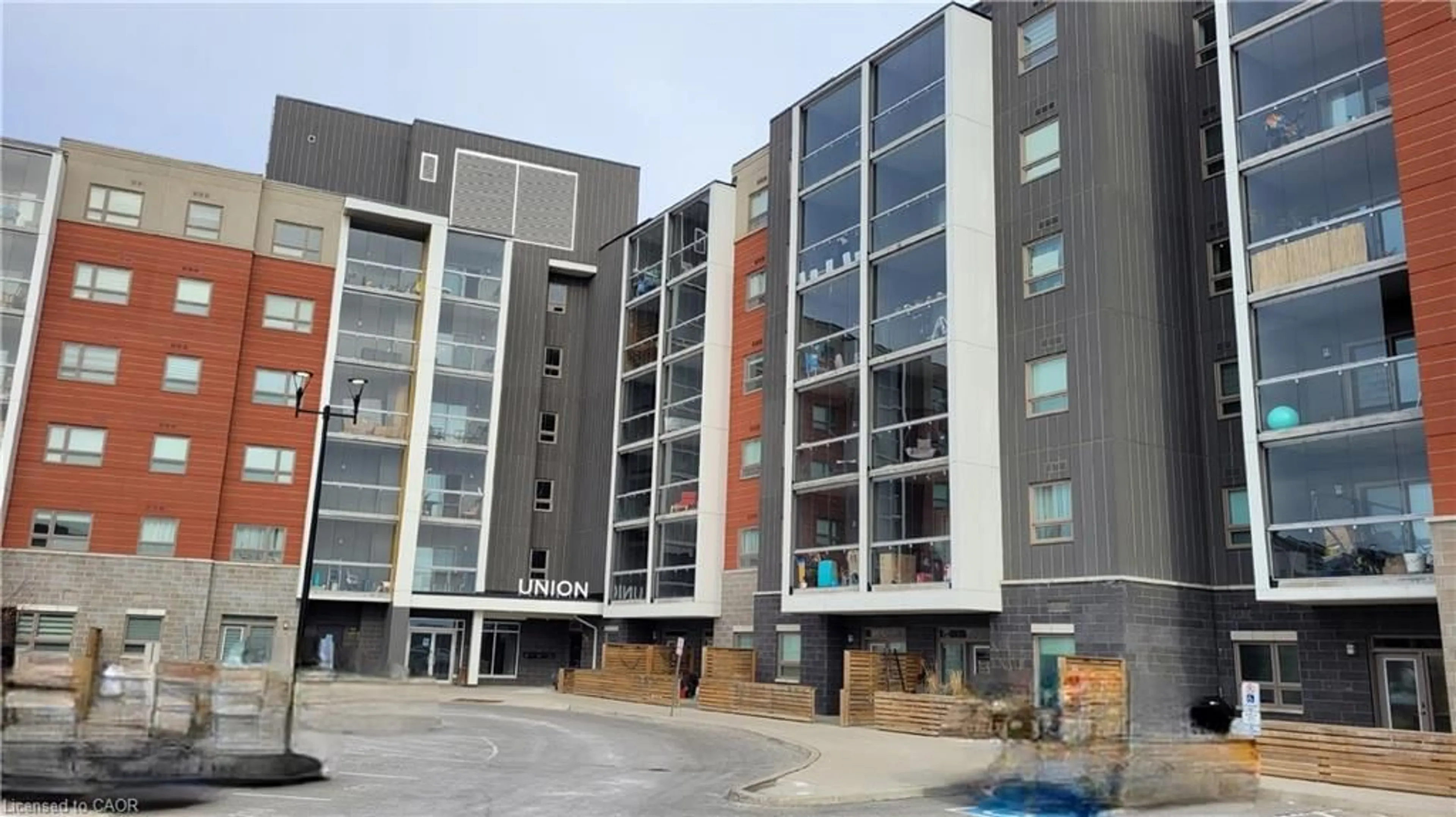 Unknown for 200 Lagerfeld Dr #318, Brampton Ontario L1A 5G5