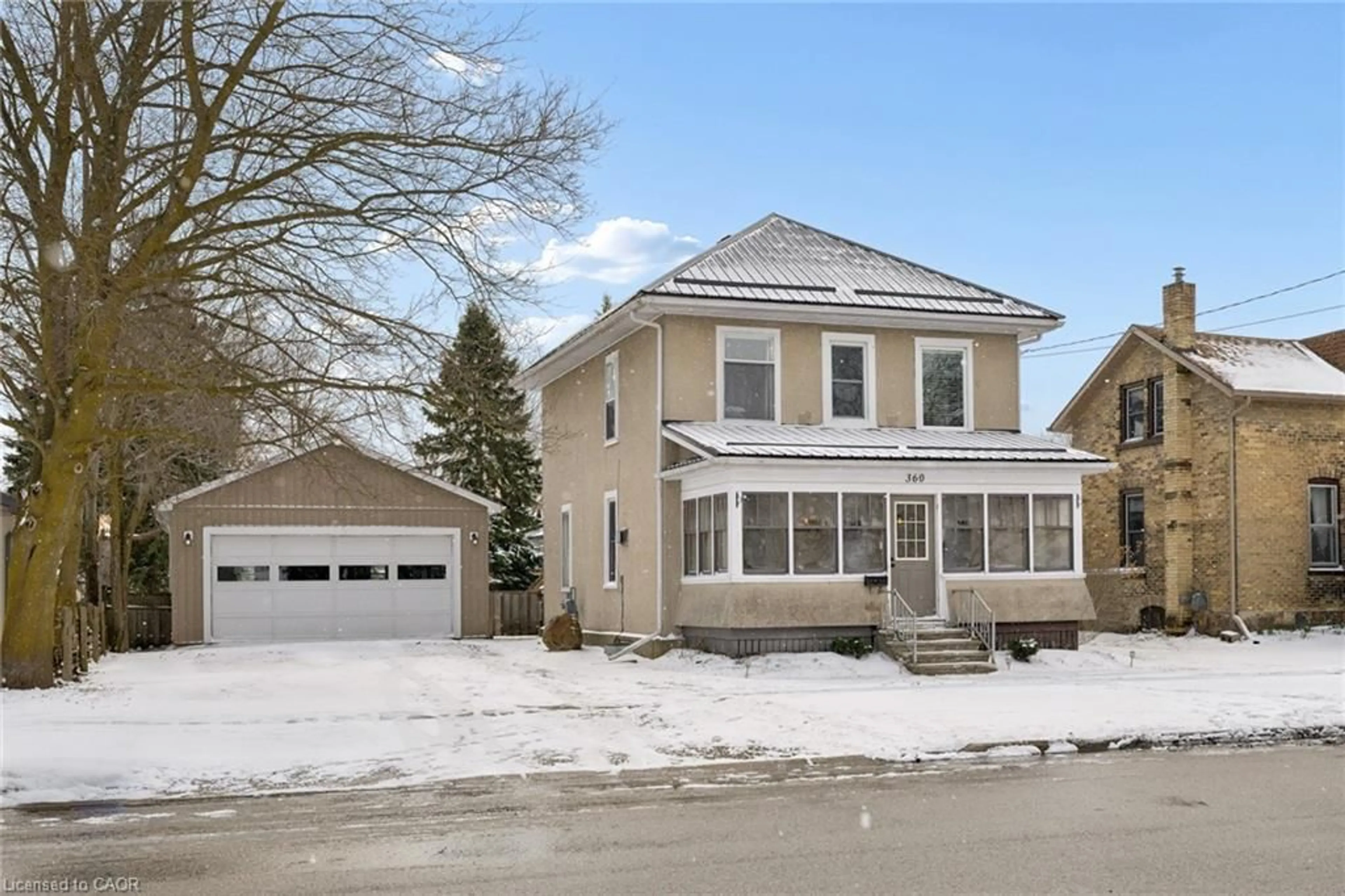 Unknown for 360 Queen St, Palmerston Ontario N0G 2P0