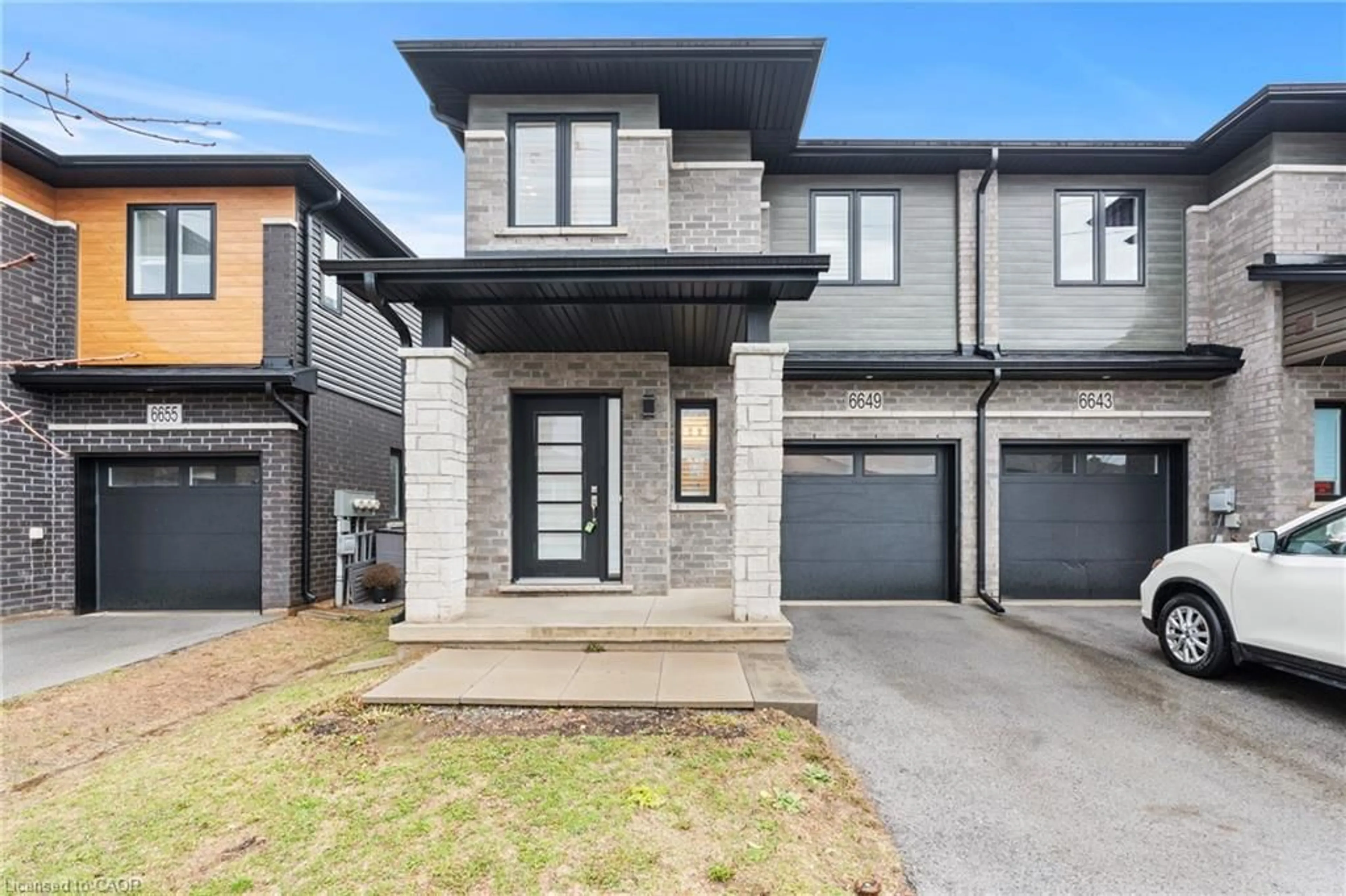 Home with brick exterior material, street for 6649 Cropp St, Niagara Falls Ontario L2E 0B7