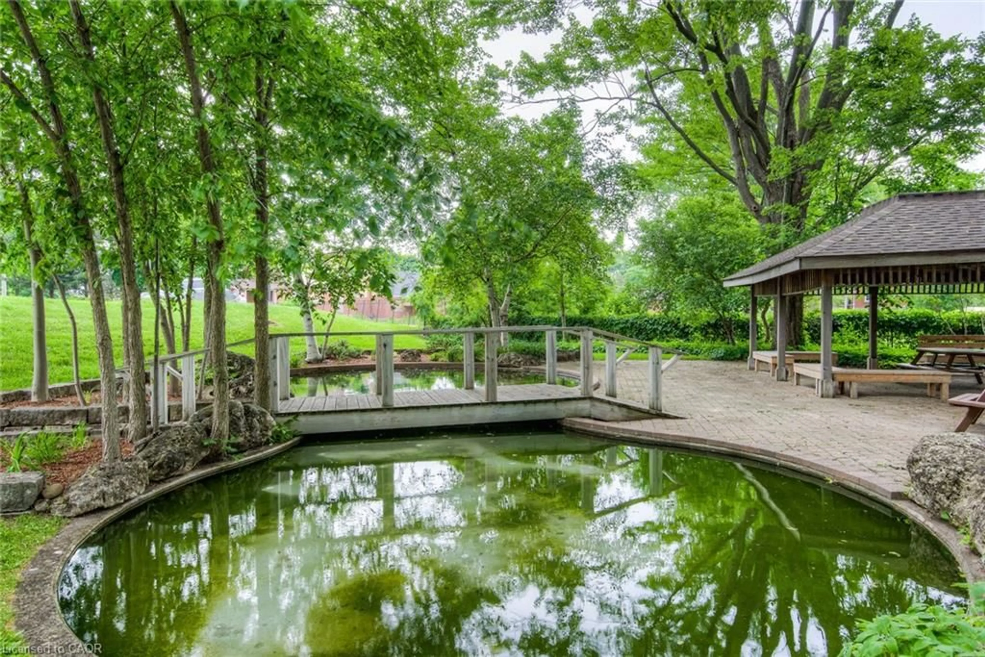 Patio, water/lake/river/ocean view for 6 Willow St #2206, Waterloo Ontario N2J 4S3