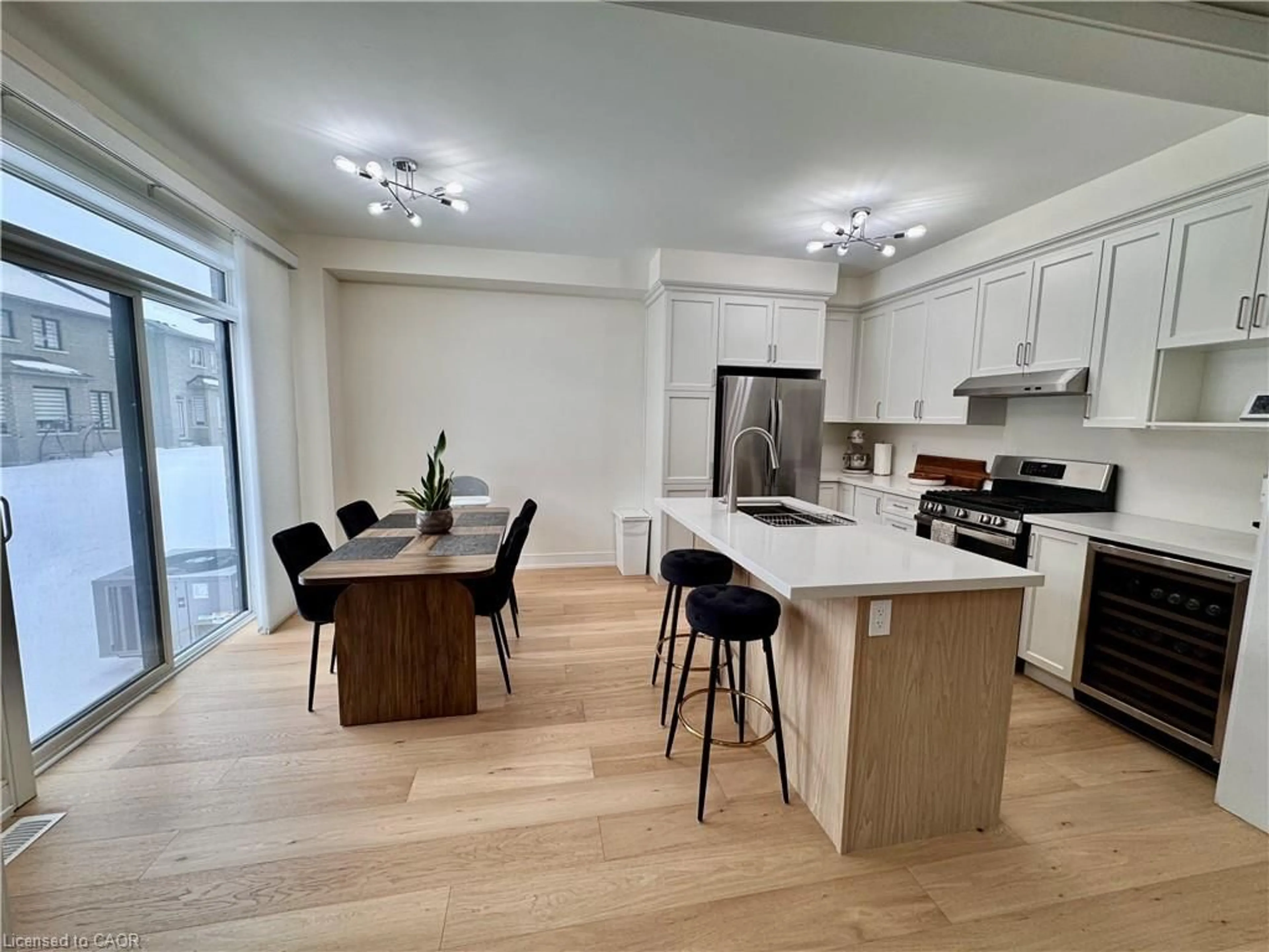 Open concept kitchen, wood/laminate floor for 27 Ferguson St, Erin Ontario N0B 1T0