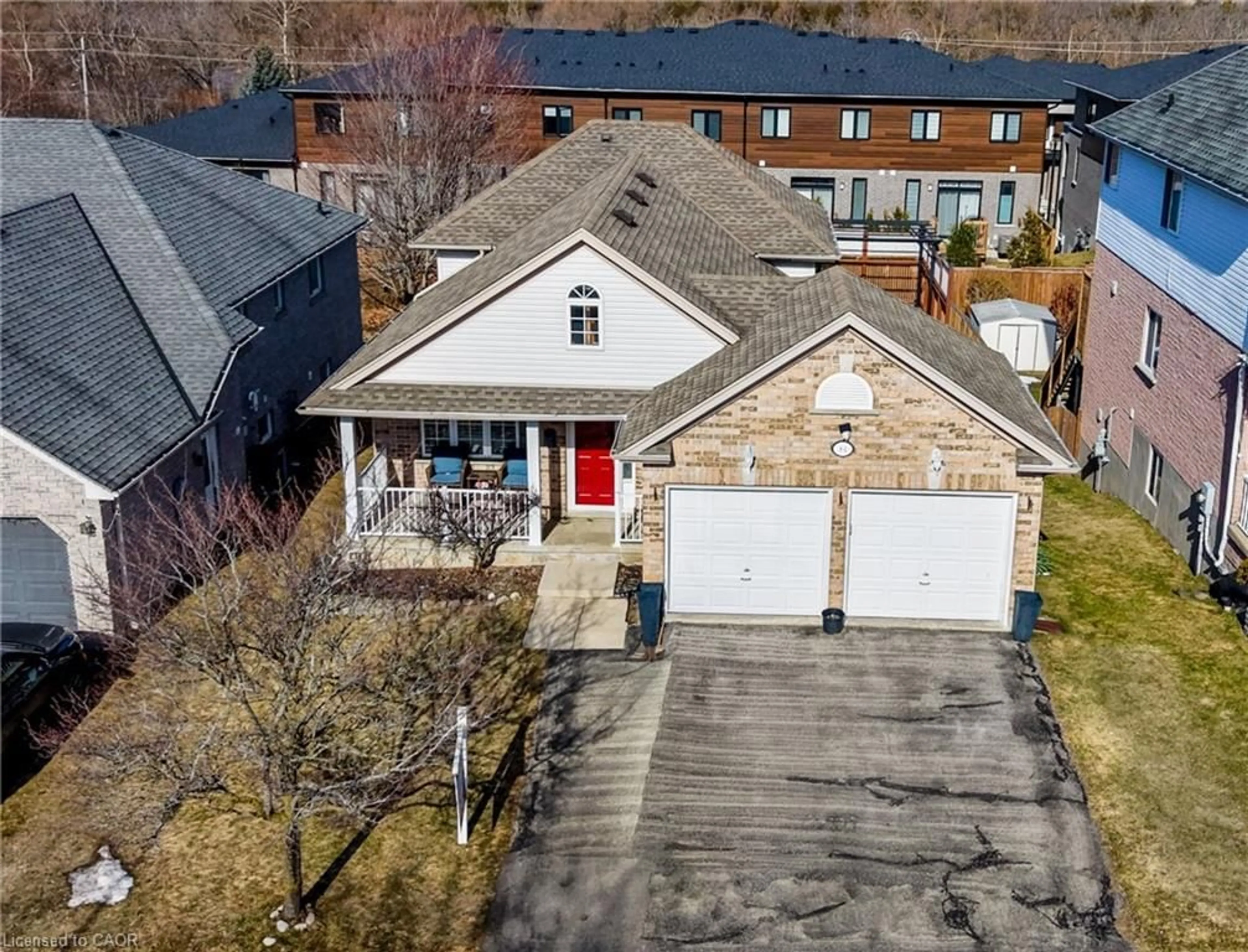 A pic from outside/outdoor area/front of a property/back of a property/a pic from drone, street for 84 Endeavour Dr, Cambridge Ontario N3C 4C2