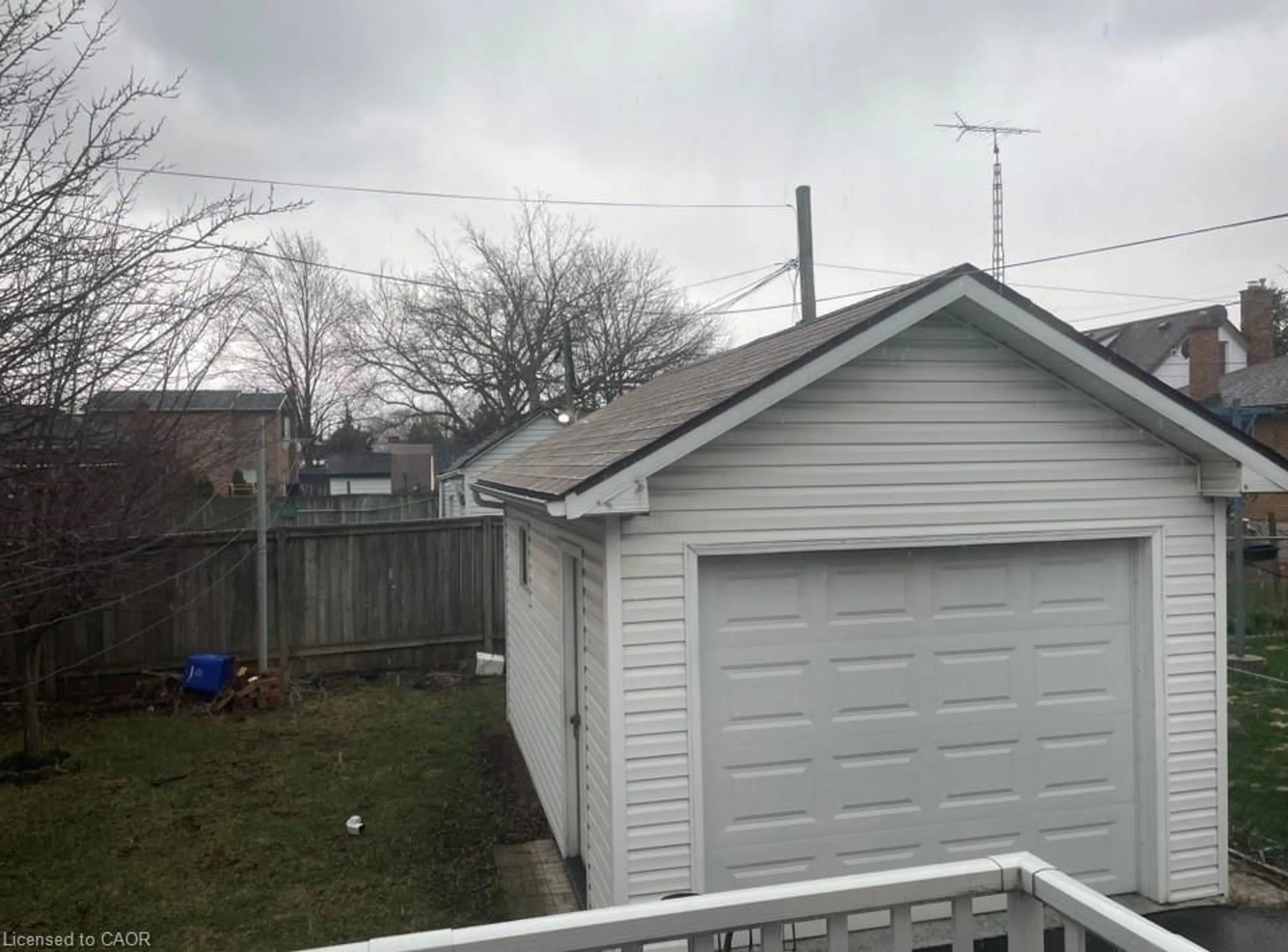Shed for 2040 Barton St, Hamilton Ontario L8H 2Z2