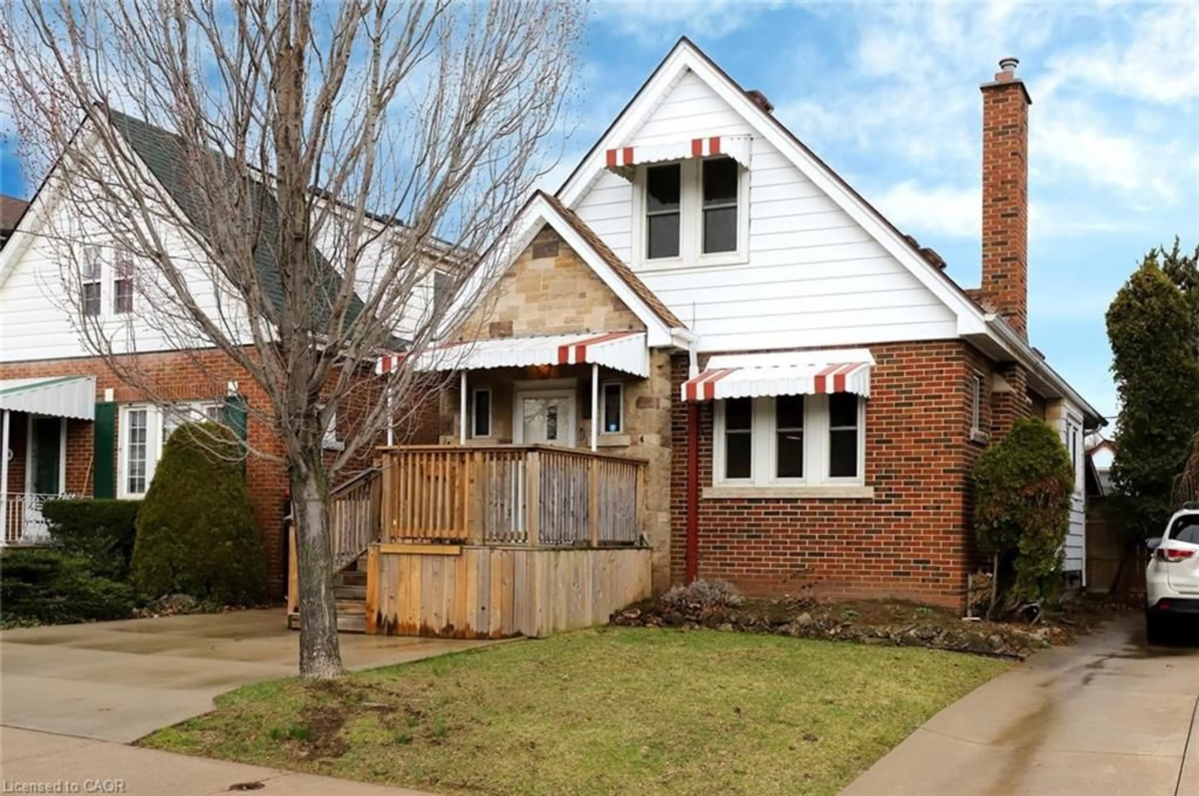 Home with brick exterior material, street for 292 Huxley Ave, Hamilton Ontario L8K 2R4