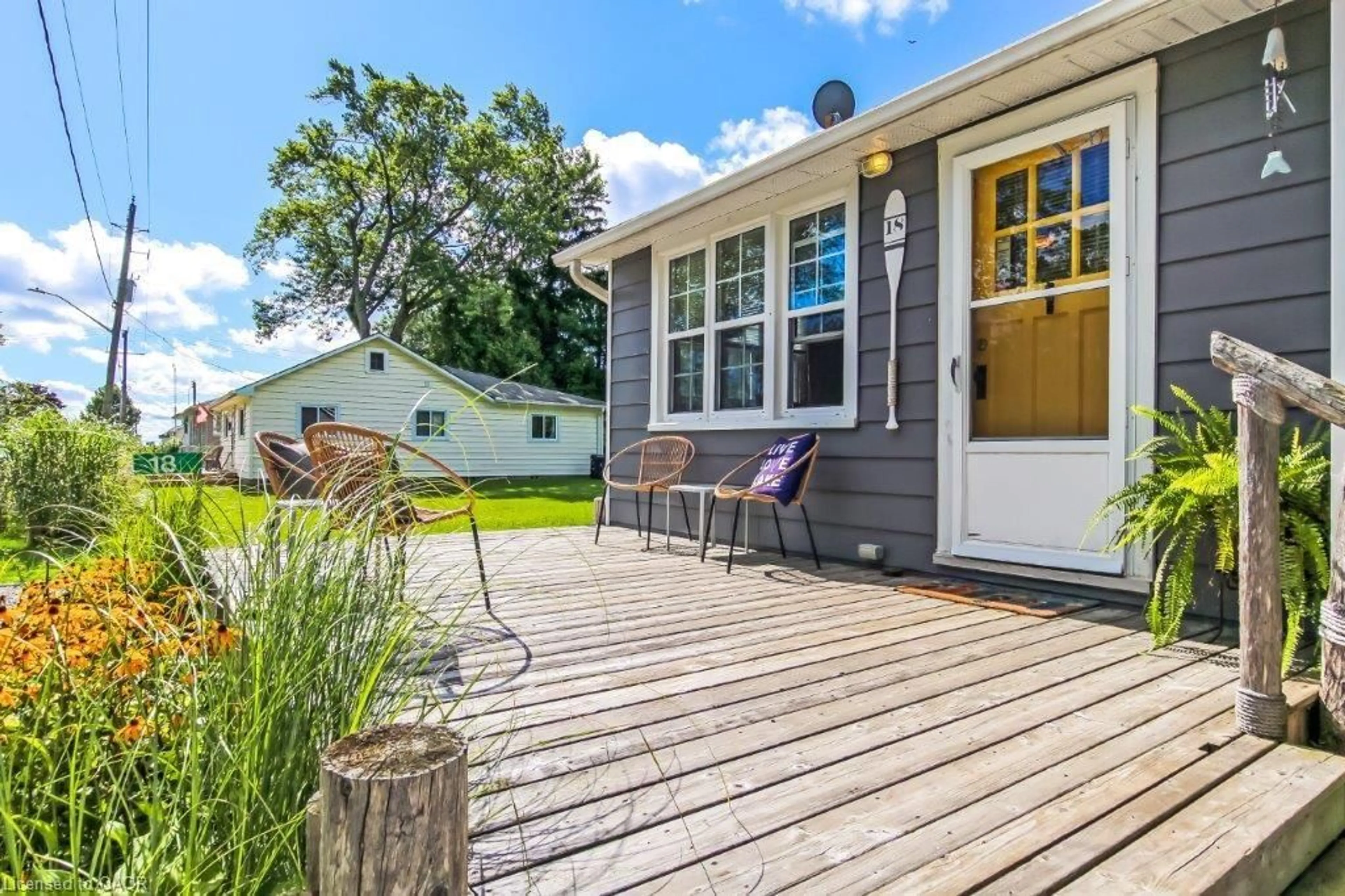 Patio, street for 18 Isabel St, Turkey Point Ontario N0E 1T0