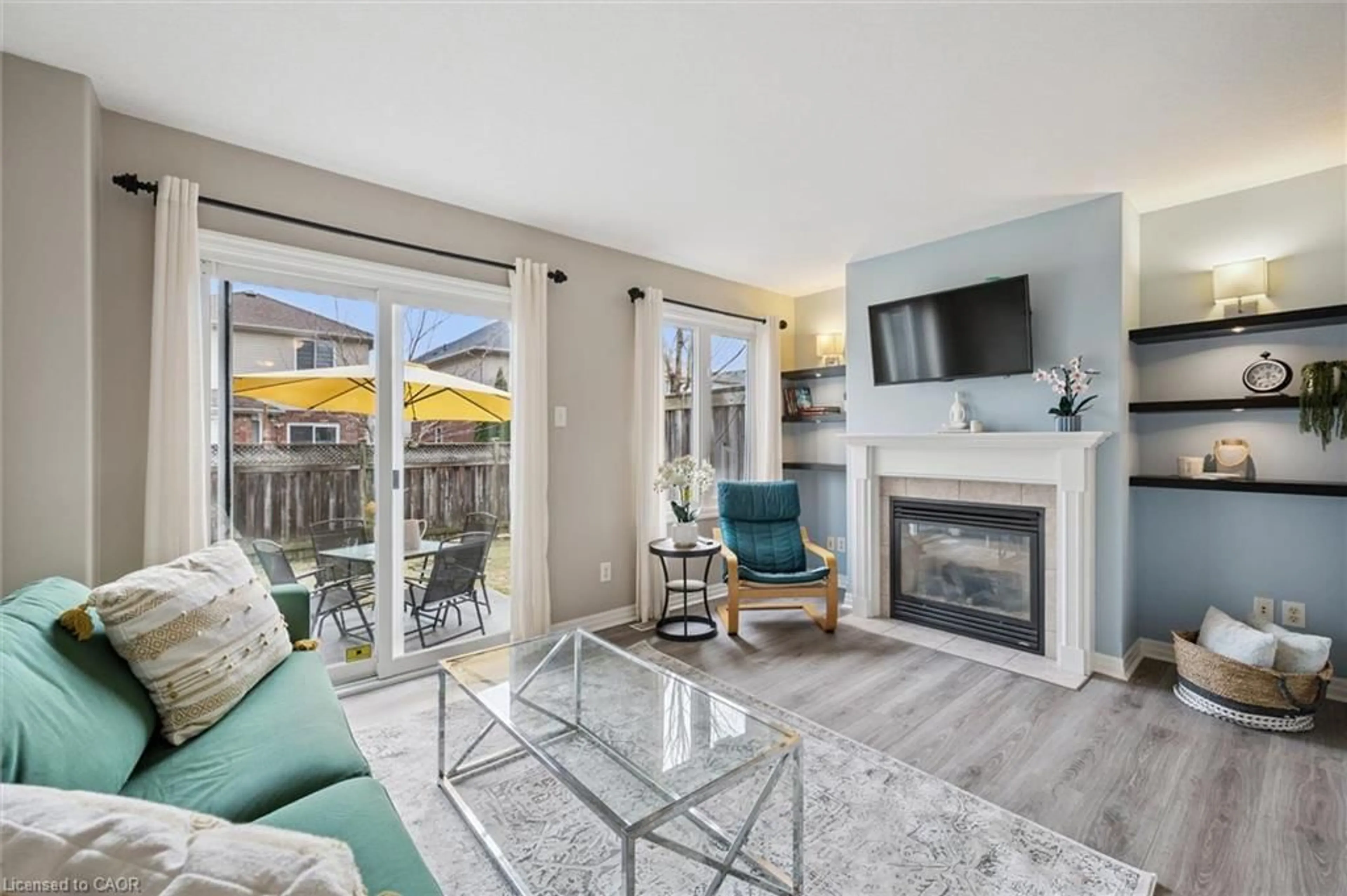 Living room with furniture, unknown for 535 Windflower Cres #54, Kitchener Ontario N2E 4L7