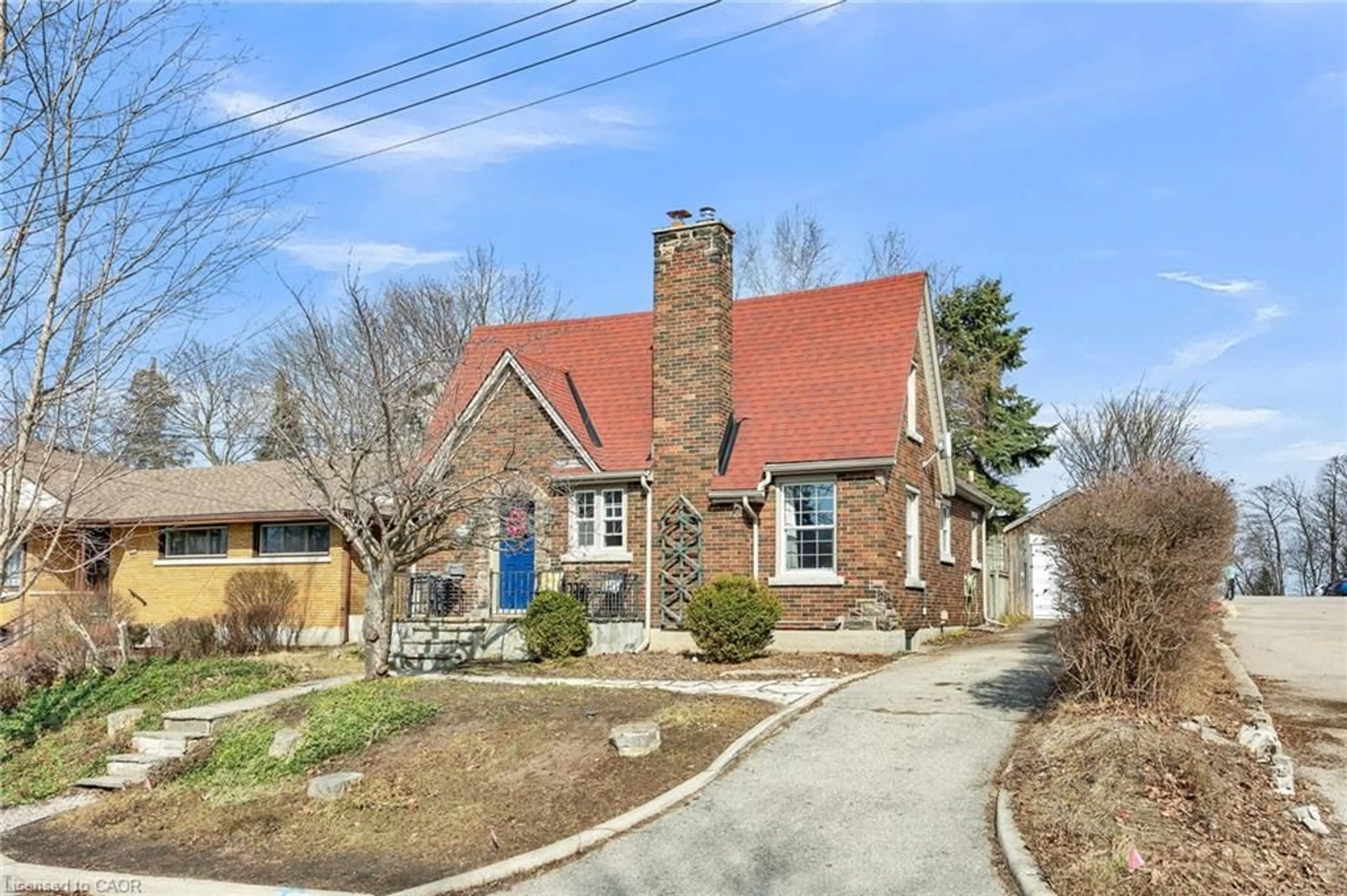 Home with brick exterior material, street for 360 Luella St, Kitchener Ontario N2H 2J4