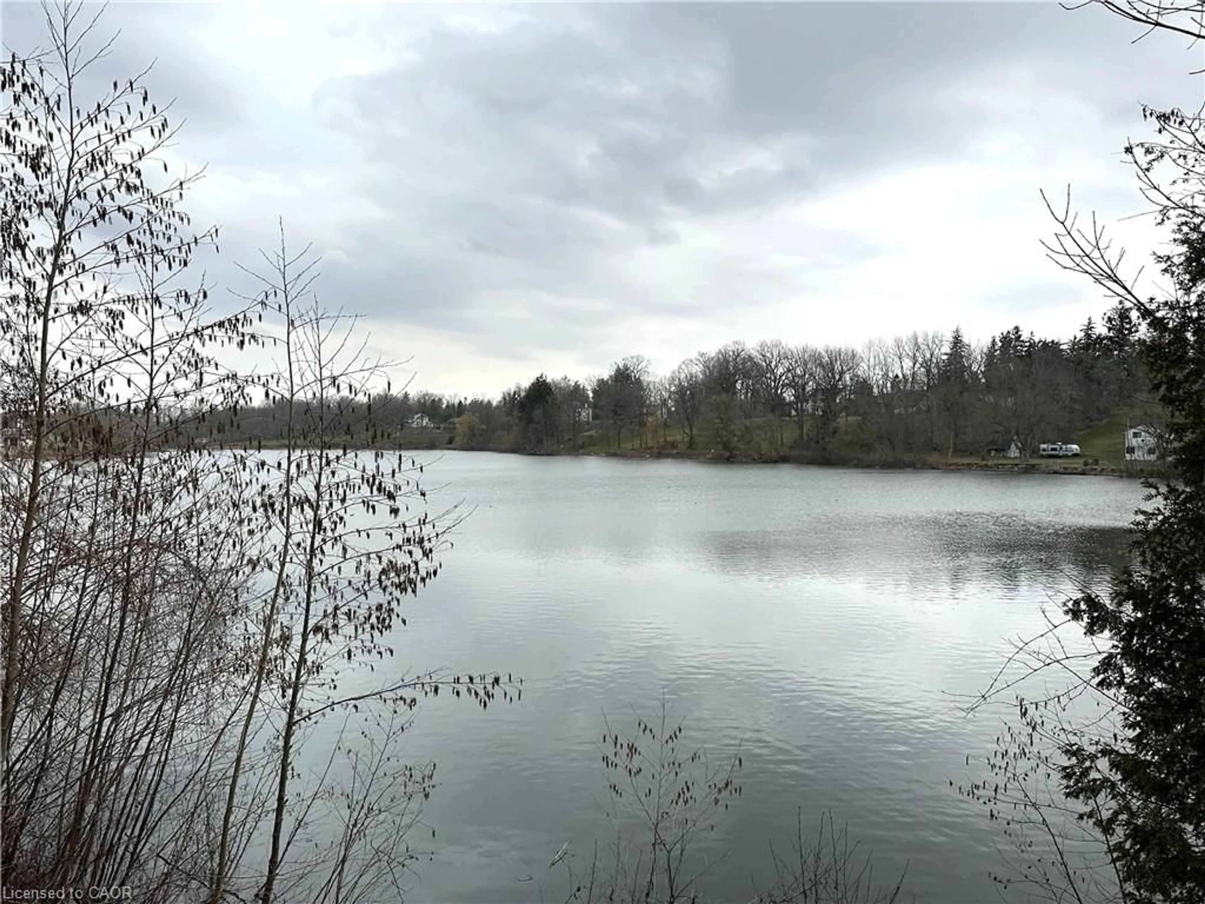 Blurry image for 221 Chapman St, Norfolk Ontario N0A 1N0