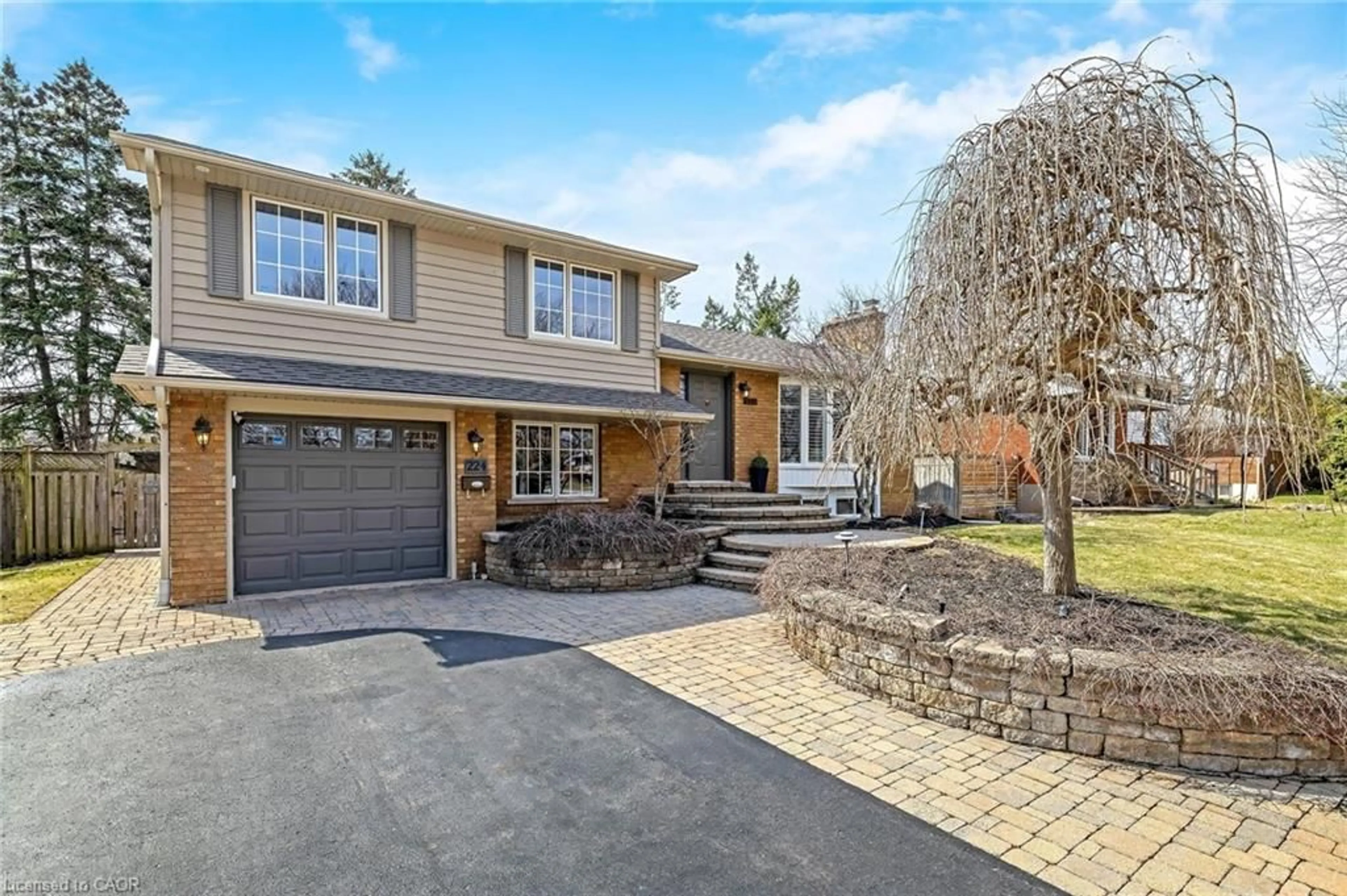 Home with brick exterior material, street for 224 White Pines Dr, Burlington Ontario L7L 4E7