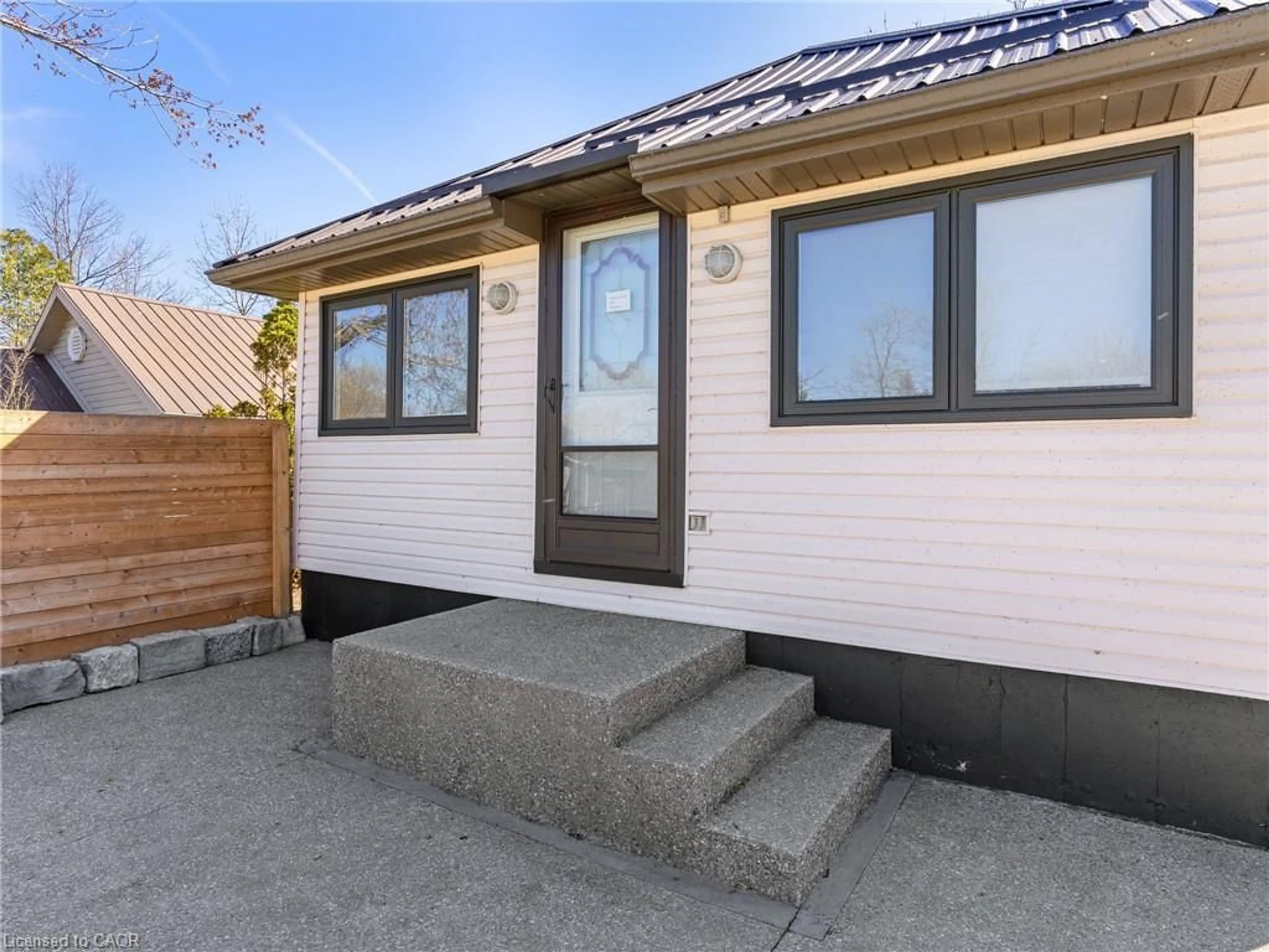 Home with brick exterior material, street for 7 Park St, Nanticoke Ontario N0A 1L0