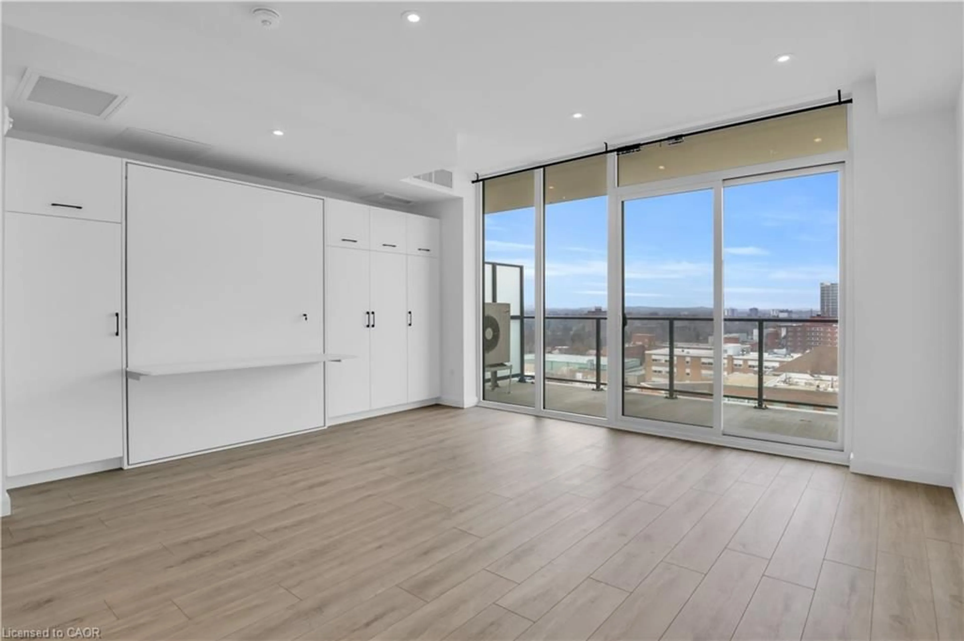 A pic of a room for 741 King St #1011, Kitchener Ontario N2G 0E9