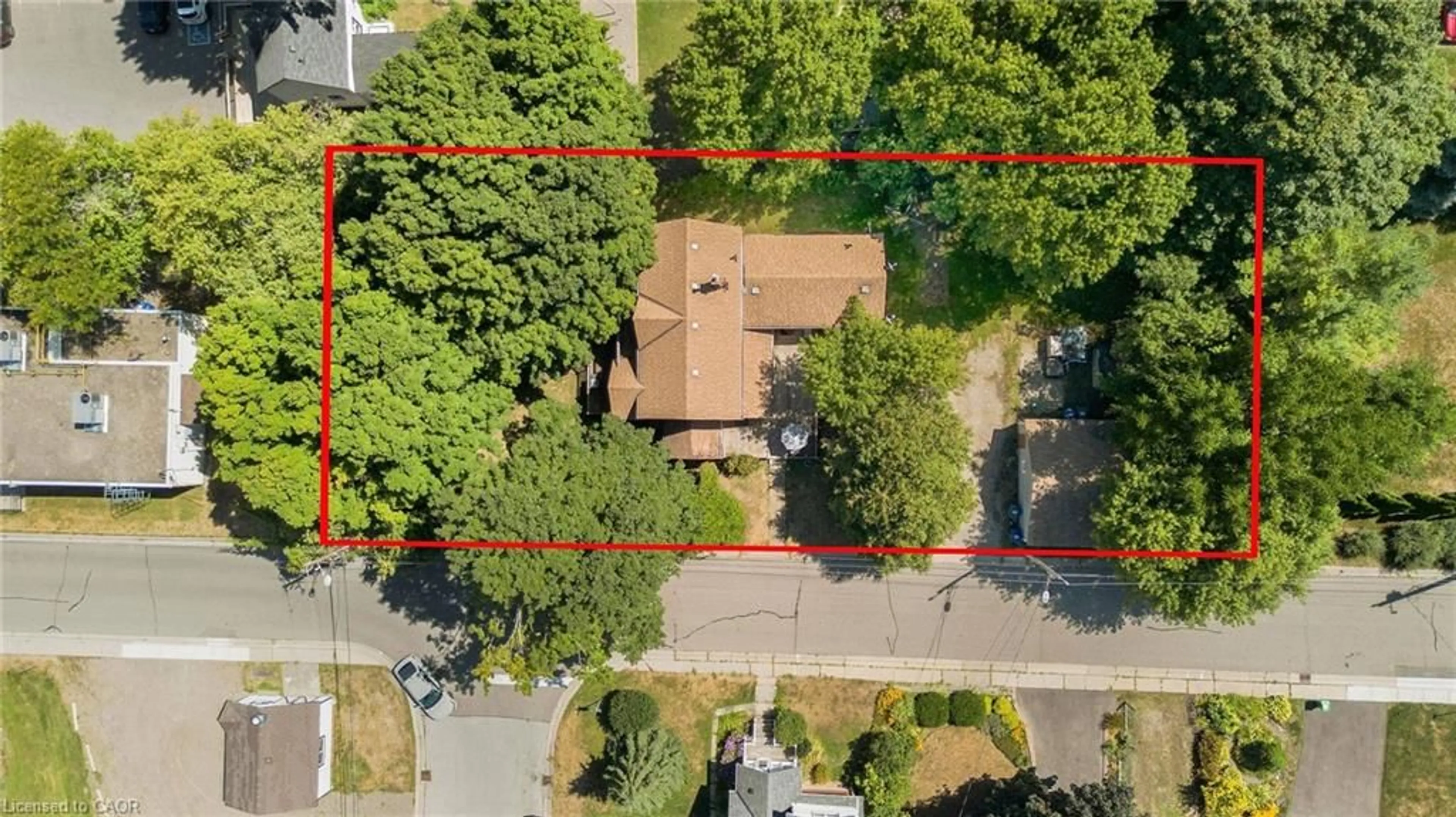 A pic from outside/outdoor area/front of a property/back of a property/a pic from drone, street for 2 Parsons Ave, Caledon East Ontario L7C 1G1