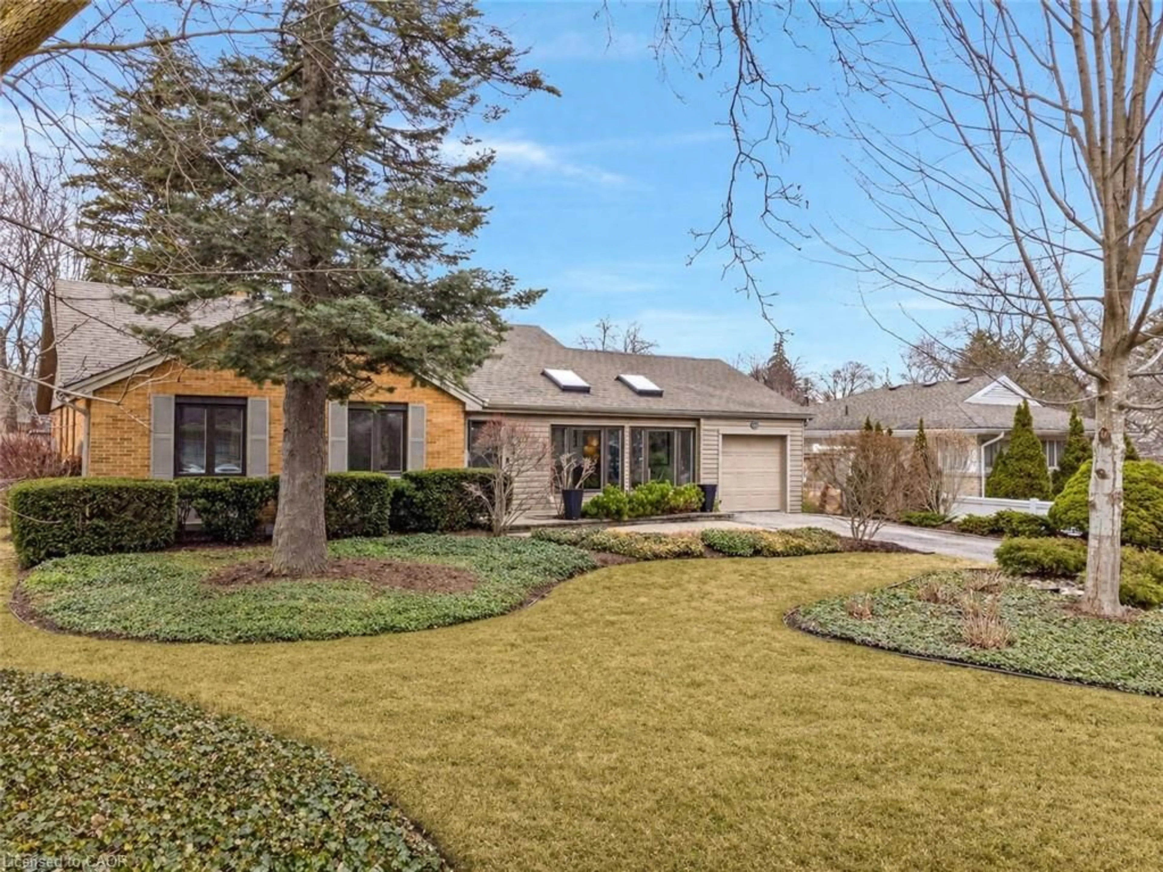 Home with brick exterior material, street for 226 Forsyth Dr, Waterloo Ontario N2L 1A5