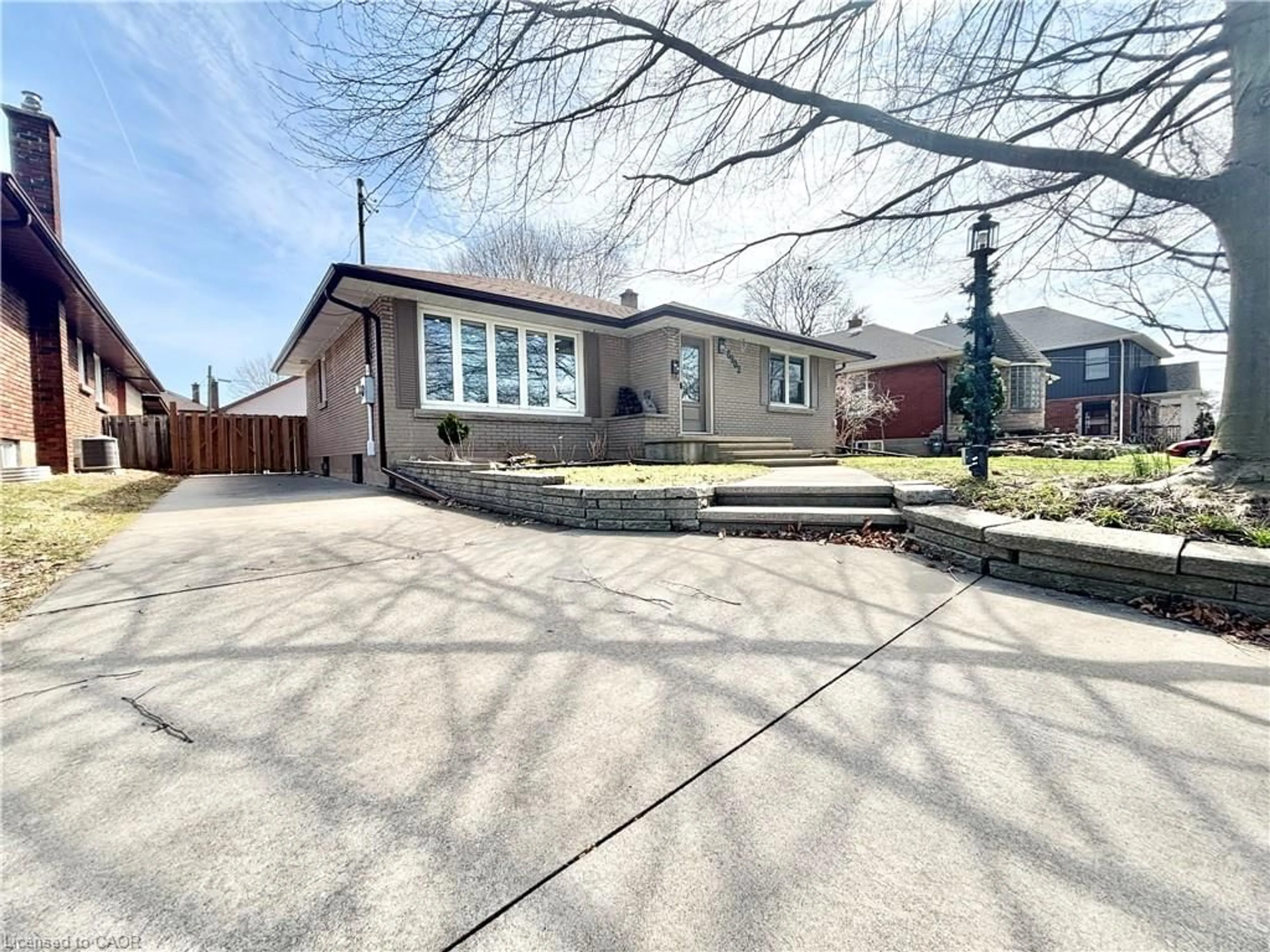 Unknown for 6902 Dell Ave, Niagara Falls Ontario L2G 4V8