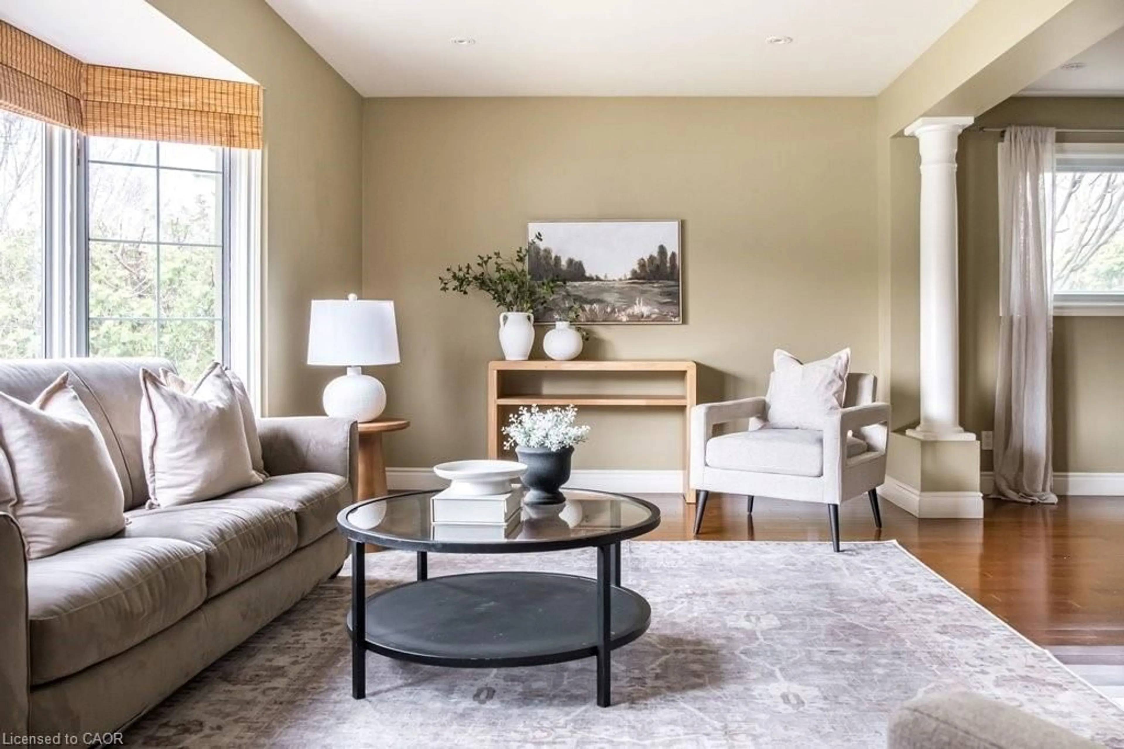 Living room with furniture, unknown for 330 Strathcona Dr, Burlington Ontario L7L 2E3