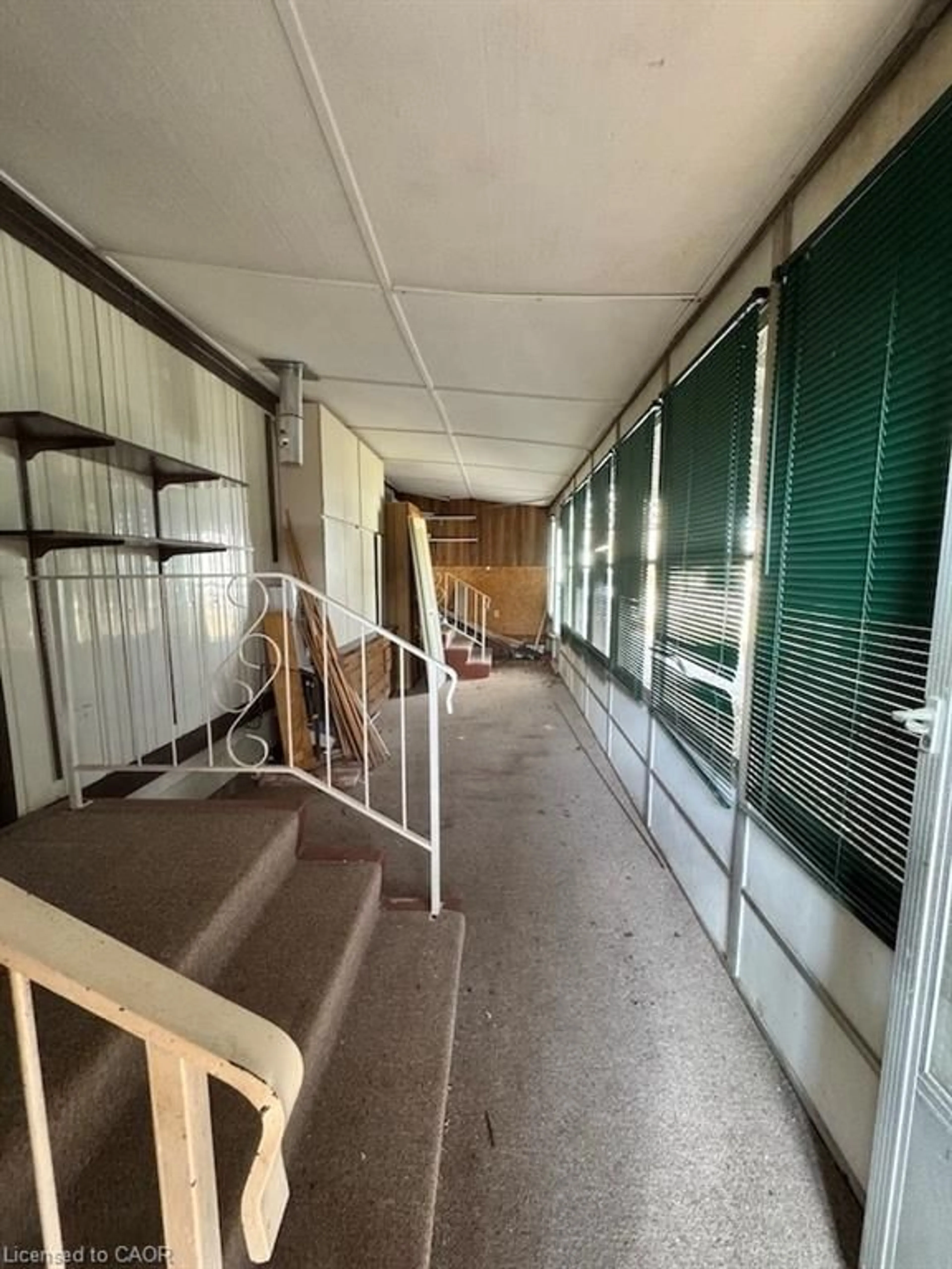 Unknown for 11 4th St, Delhi Ontario N4B 2W6