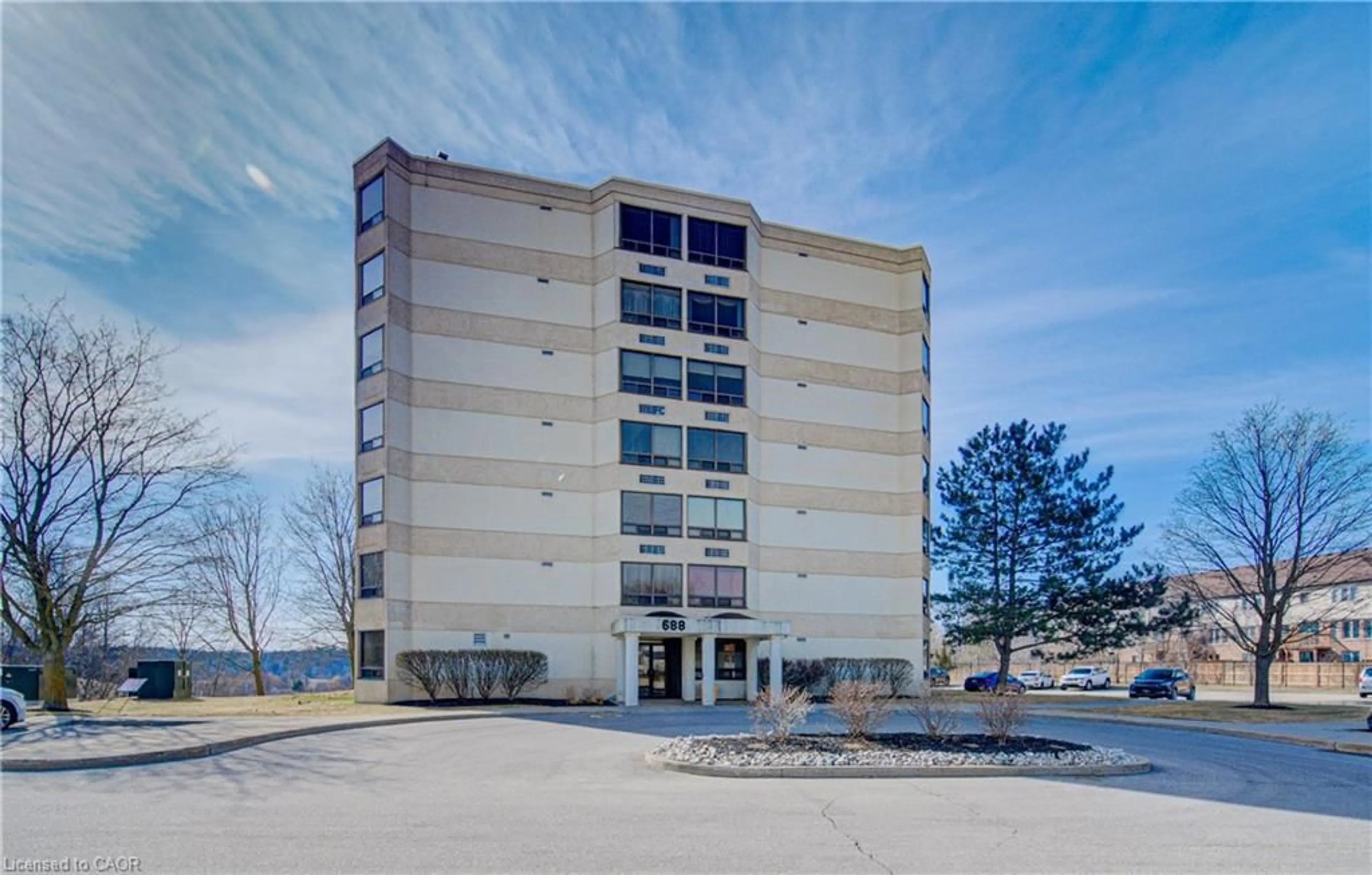 Unknown for 688 Preston Pky #702, Cambridge Ontario N3H 5K6