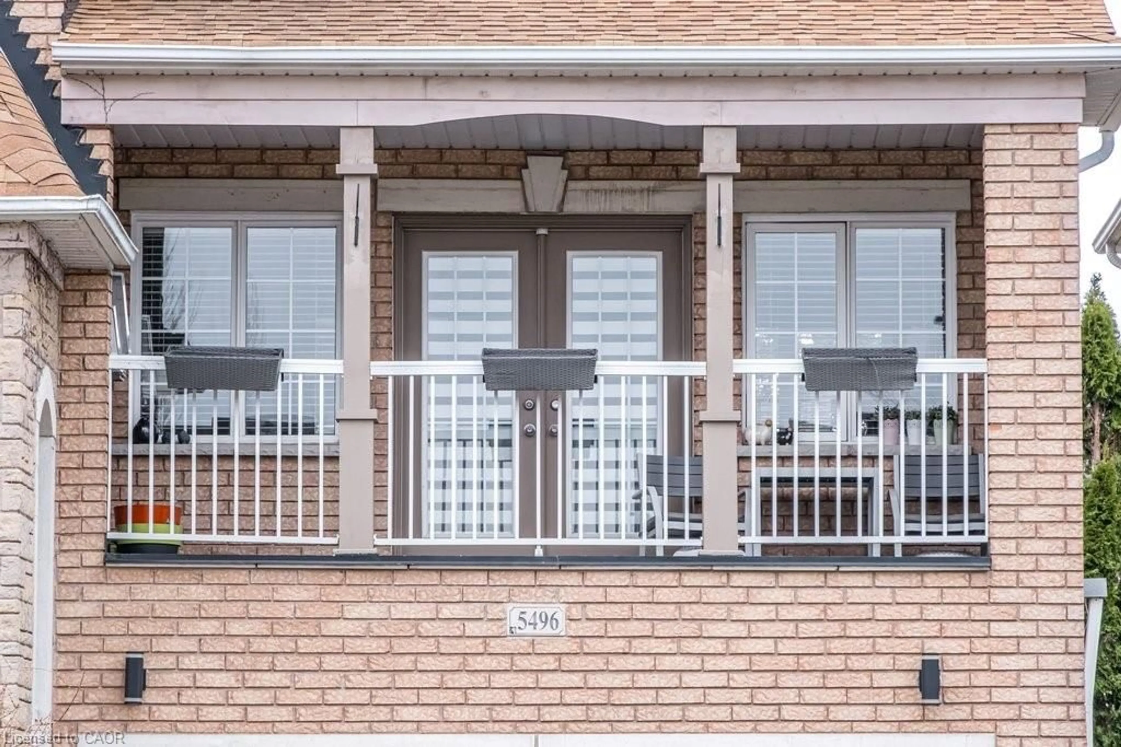 Unknown for 5496 Longford Dr, Mississauga Ontario L5M 6N3