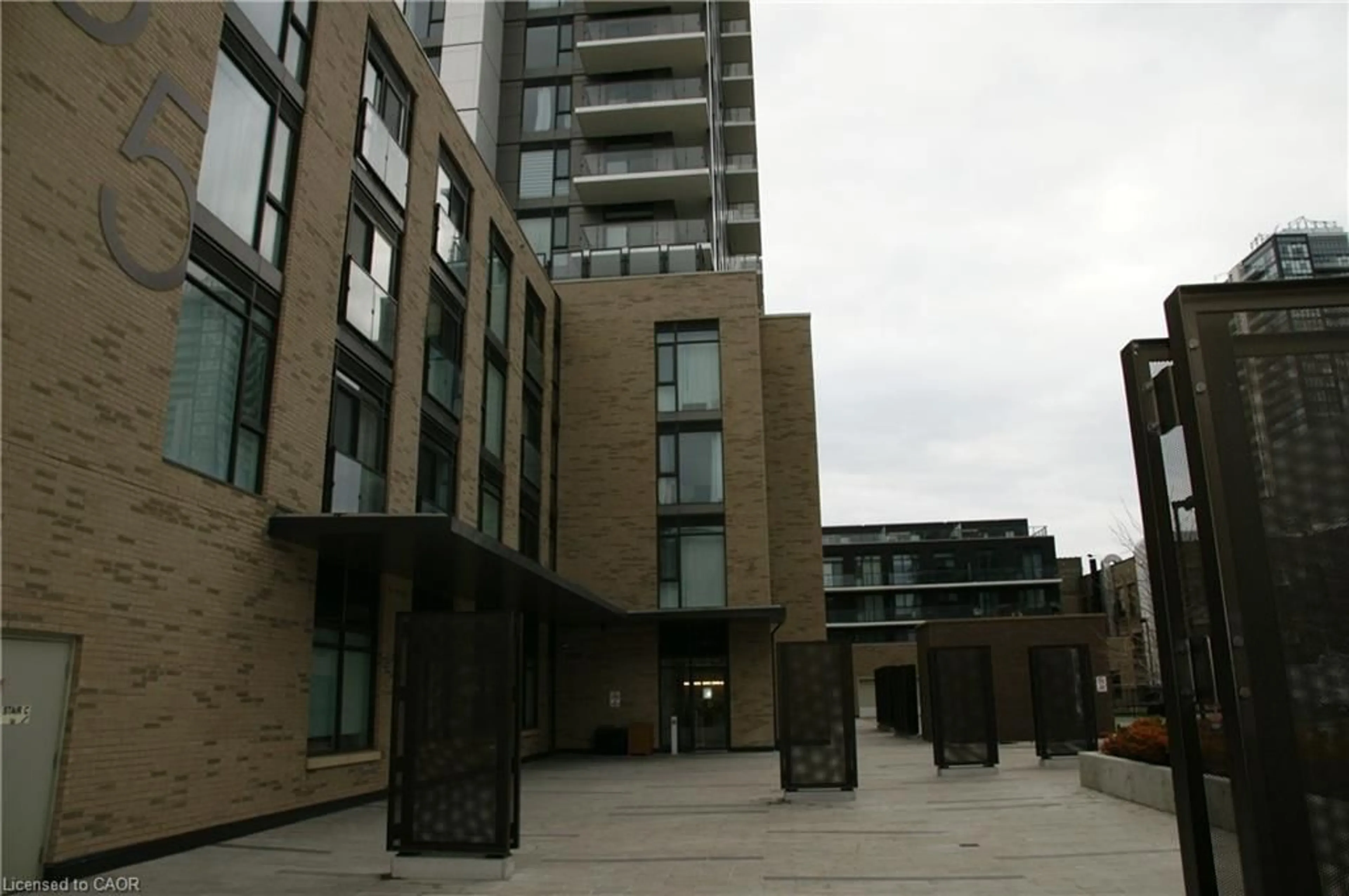 Unknown for 55 Duke St #1006, Kitchener Ontario N2X 3H9