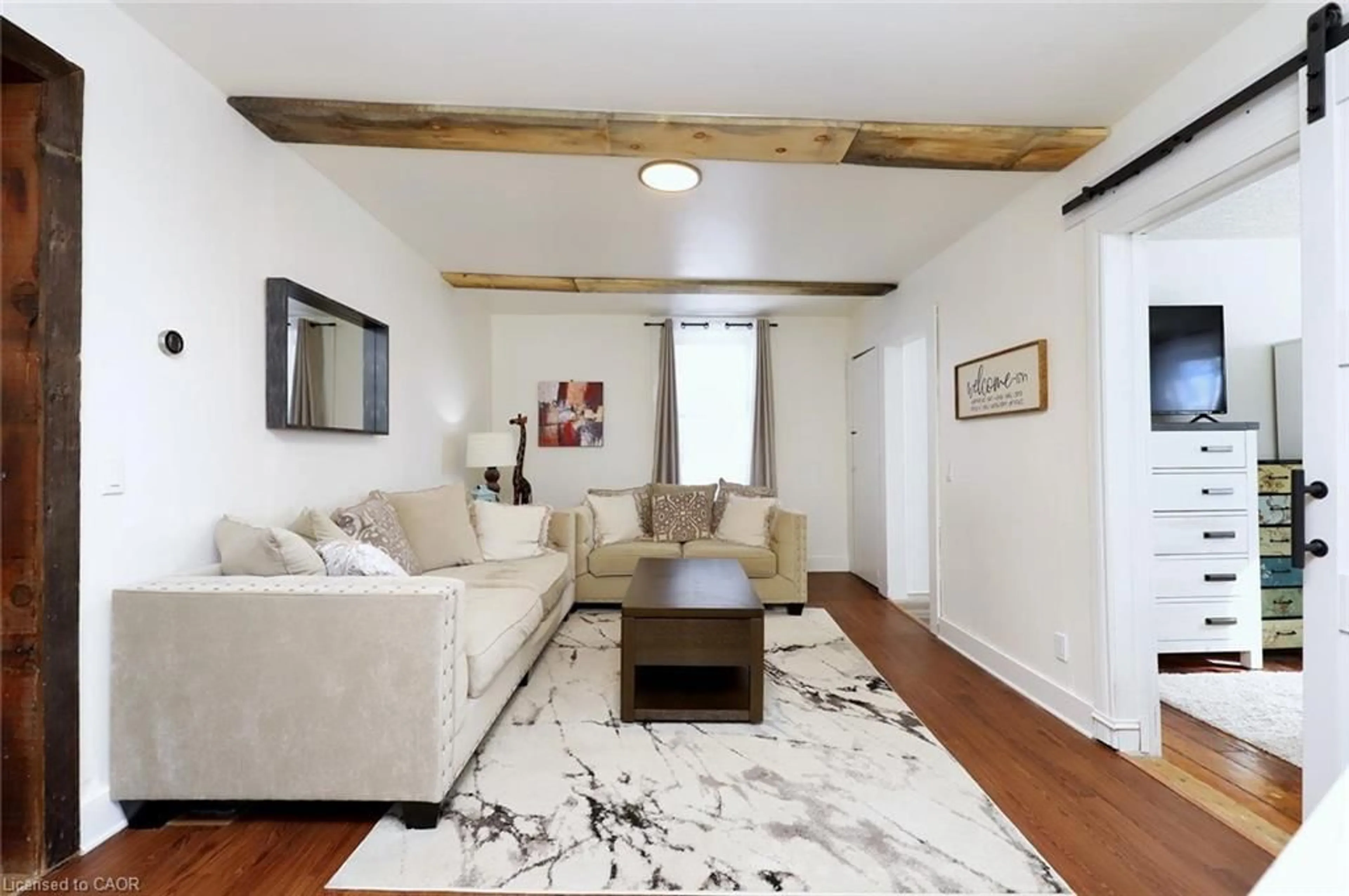 Living room with furniture, unknown for 1 John Ave, Paris Ontario N3L 2S8