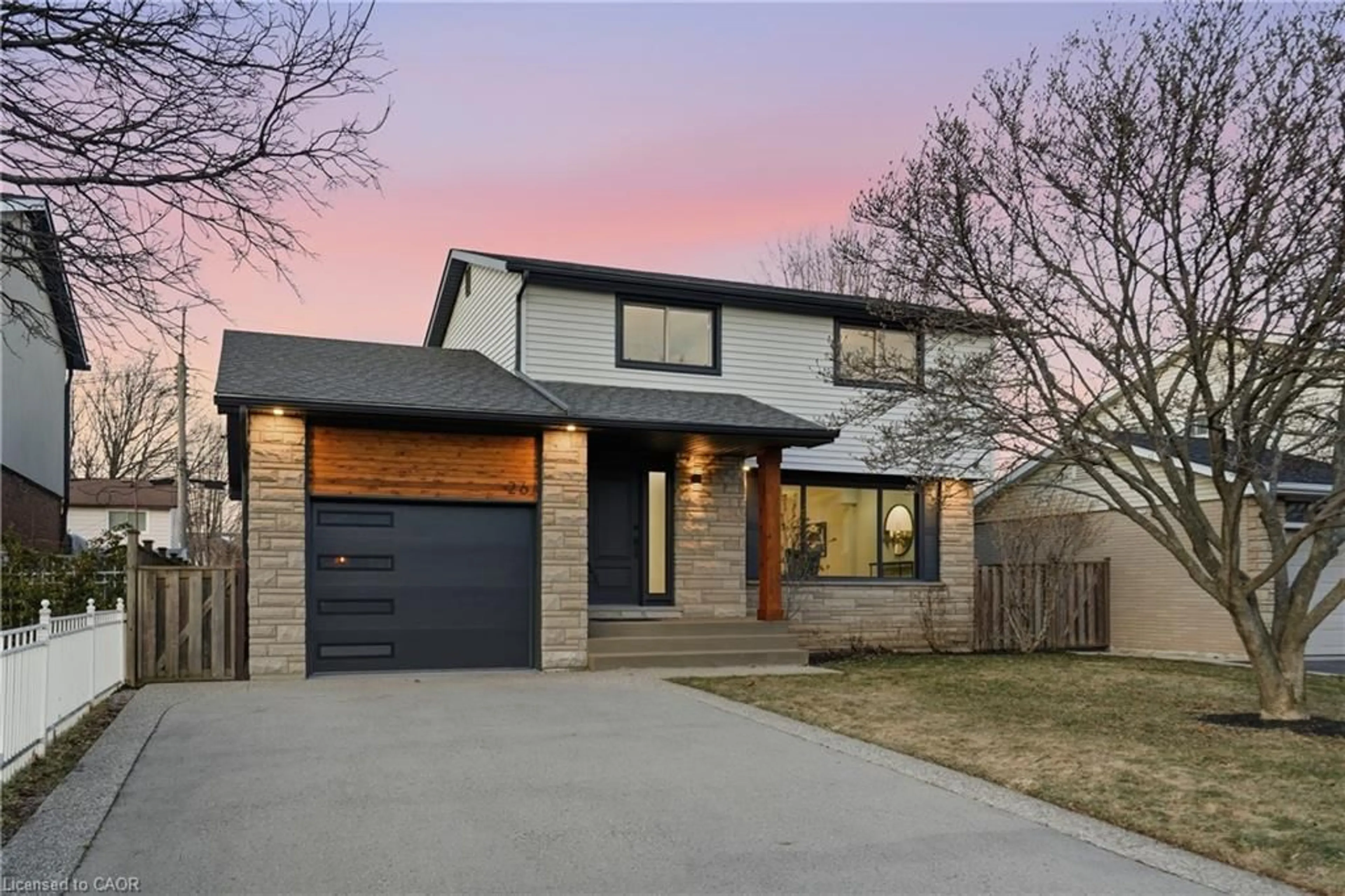 Home with brick exterior material, street for 26 Clifton Downs Rd, Hamilton Ontario L9C 2P2