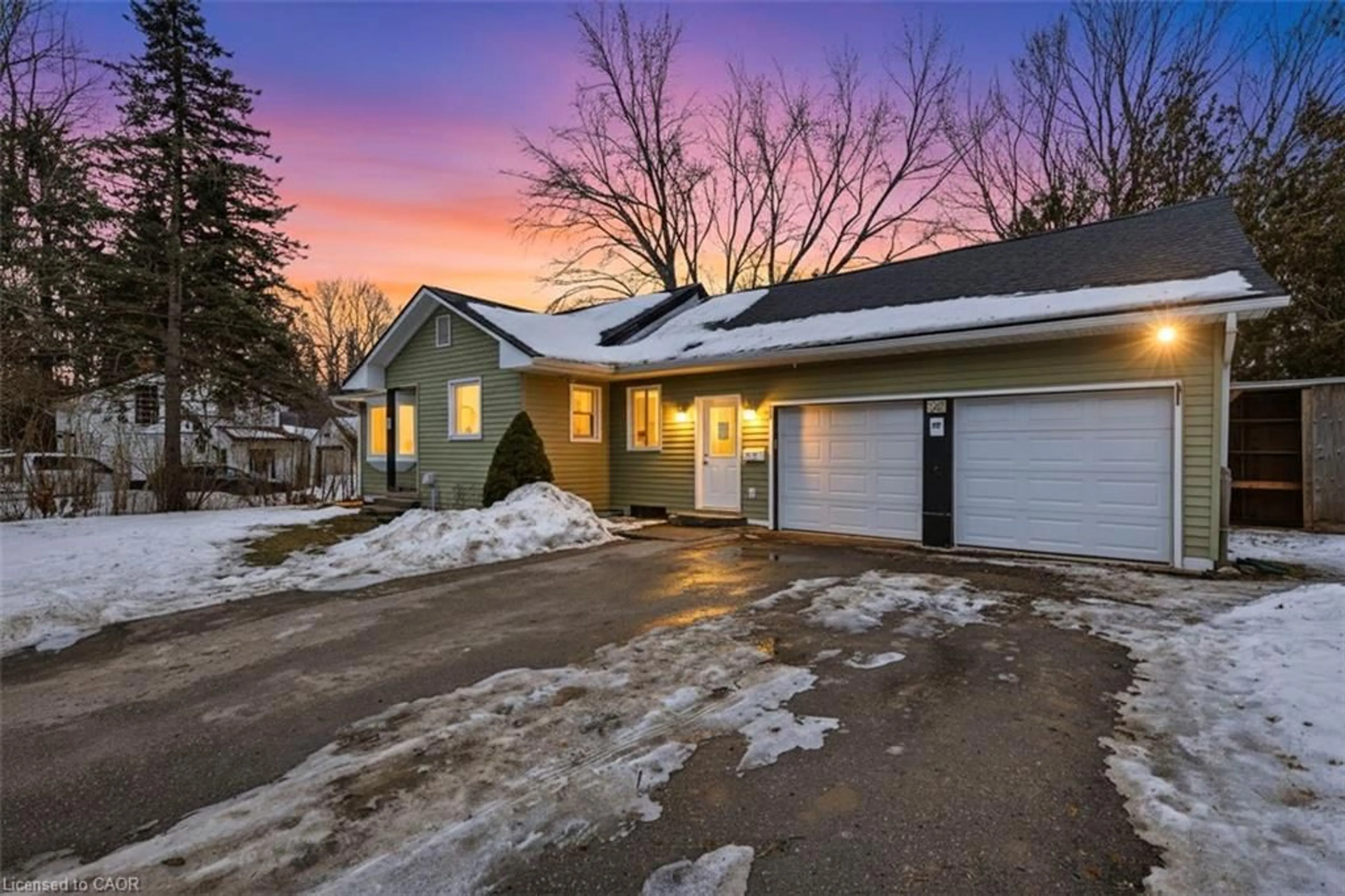 Unknown for 3440 Simcoe St, Oshawa Ontario L1H 7K4