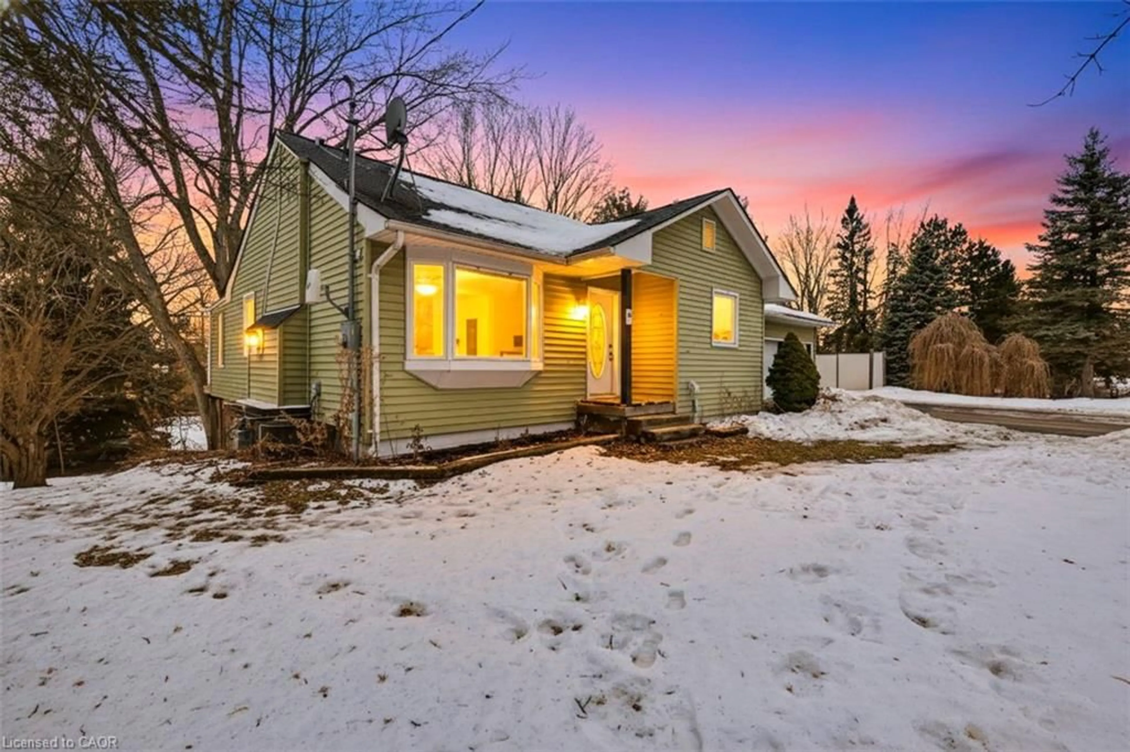 Unknown for 3440 Simcoe St, Oshawa Ontario L1H 7K4