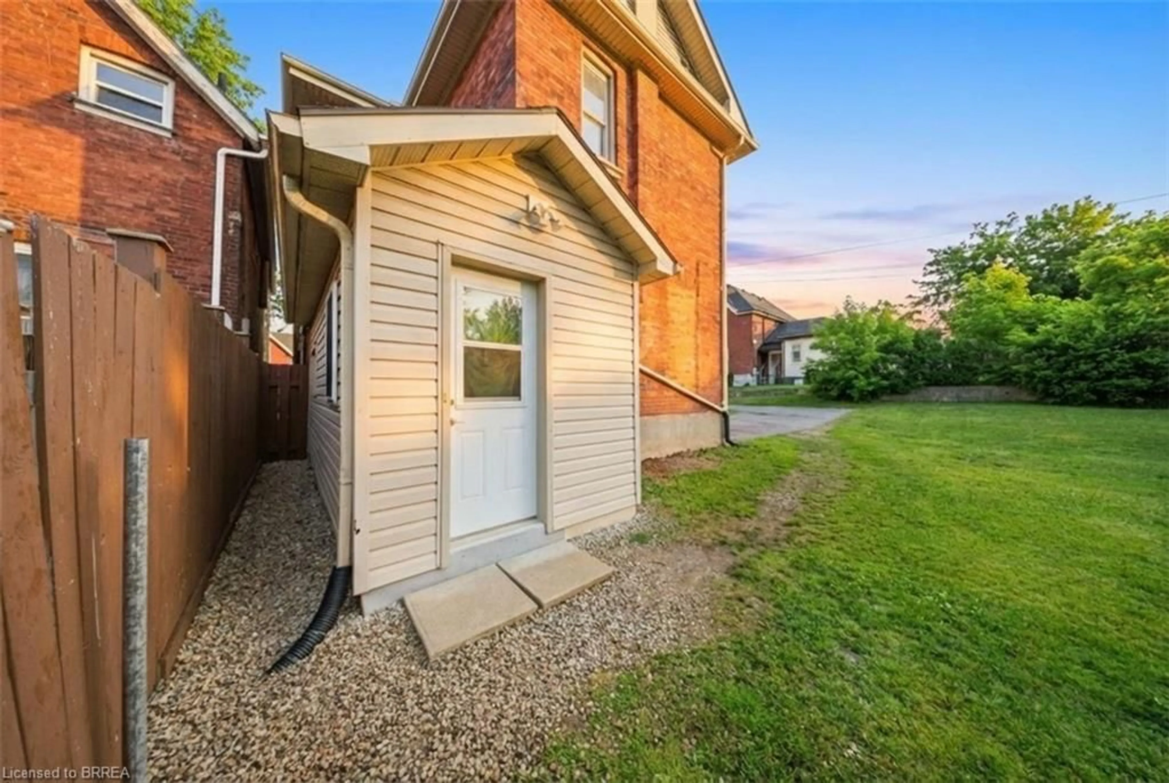 Home with brick exterior material, street for 169 Darling St, Brantford Ontario N3S 3W5