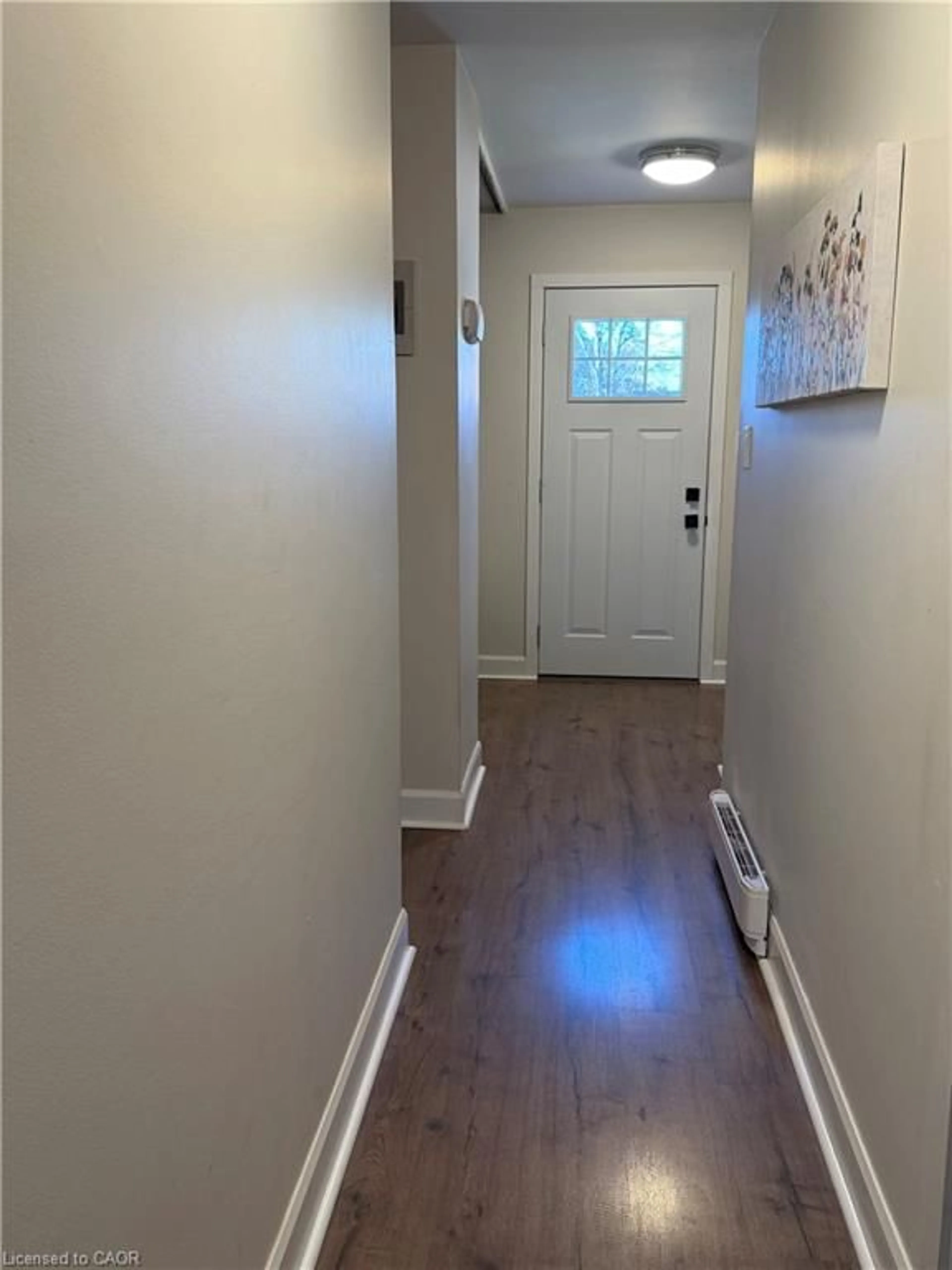 Indoor entryway for 3 Tiffany Pl #3, Trenton Ontario K8V 6A3