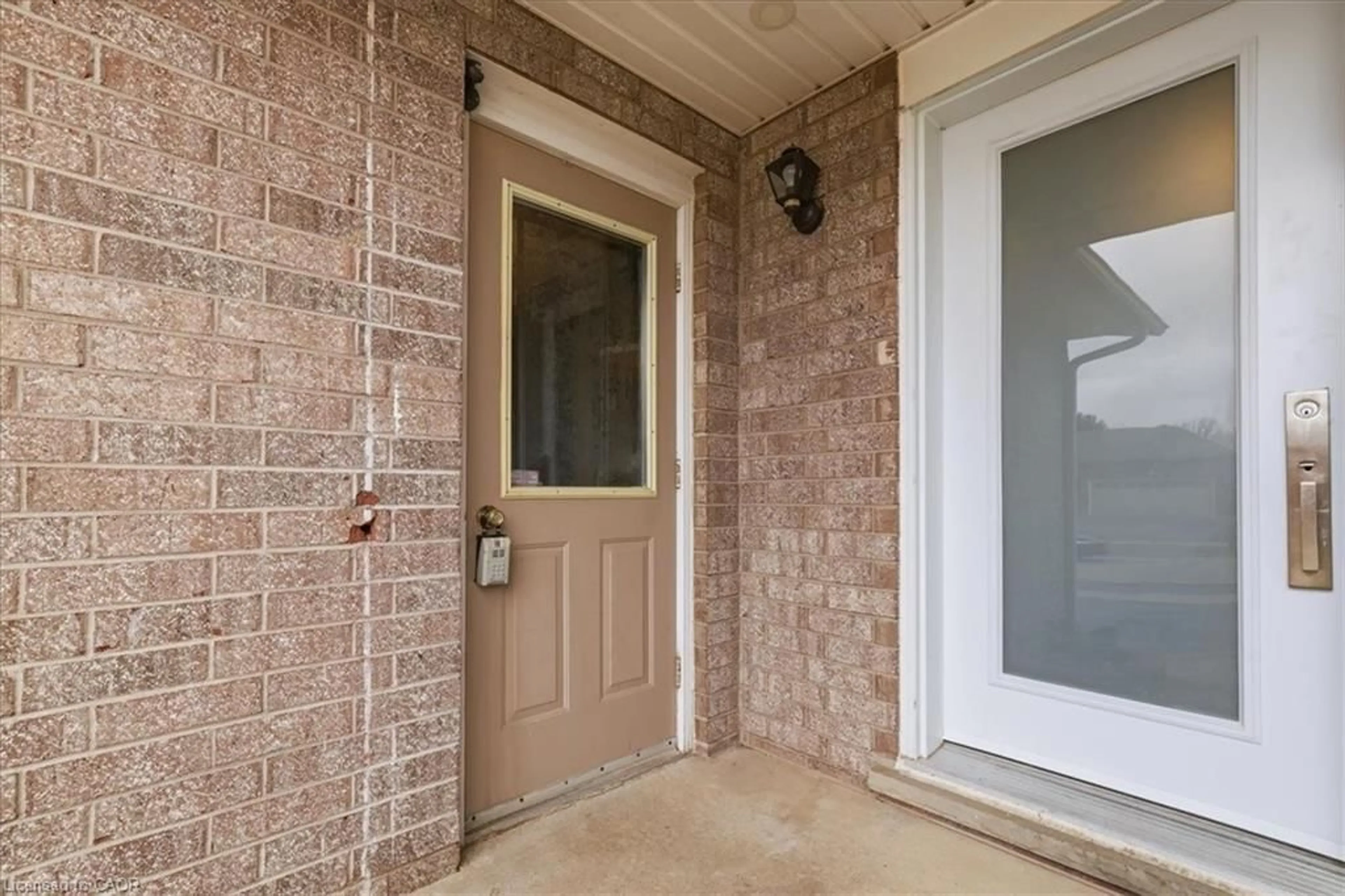 Indoor entryway for 65 Misty St, Kitchener Ontario N2B 3V6