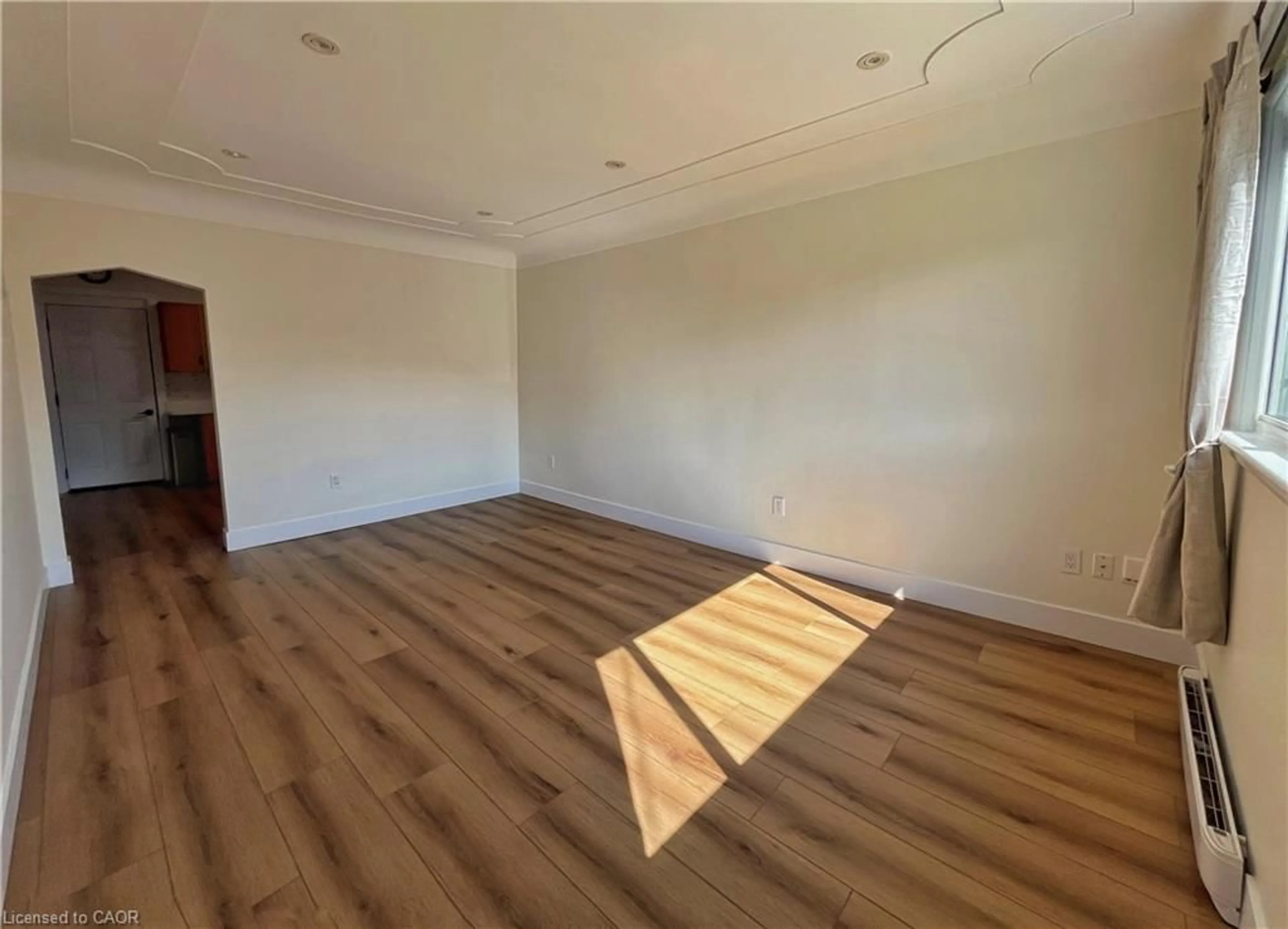 A pic of a room for 157 Tragina Ave, Hamilton Ontario L8H 5C7